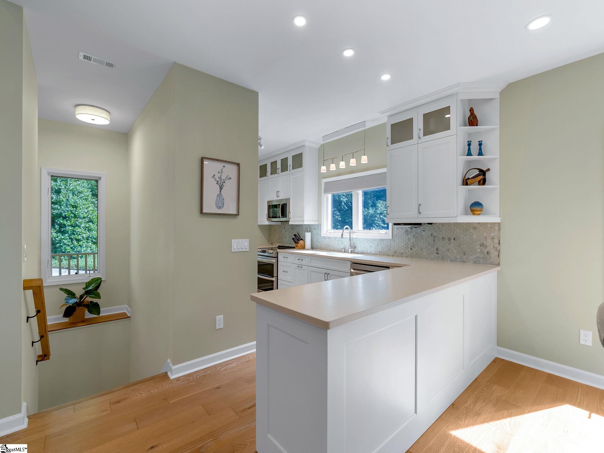 15 Grosbeak Way, Landrum, SC, 29356