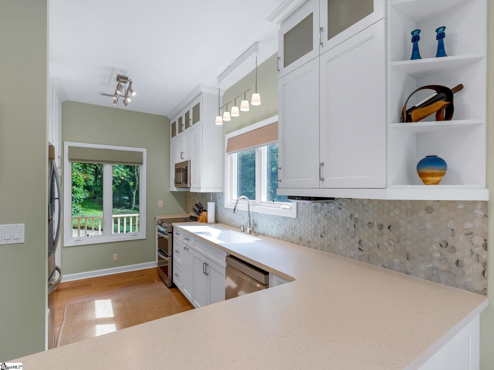 15 Grosbeak Way, Landrum, SC, 29356