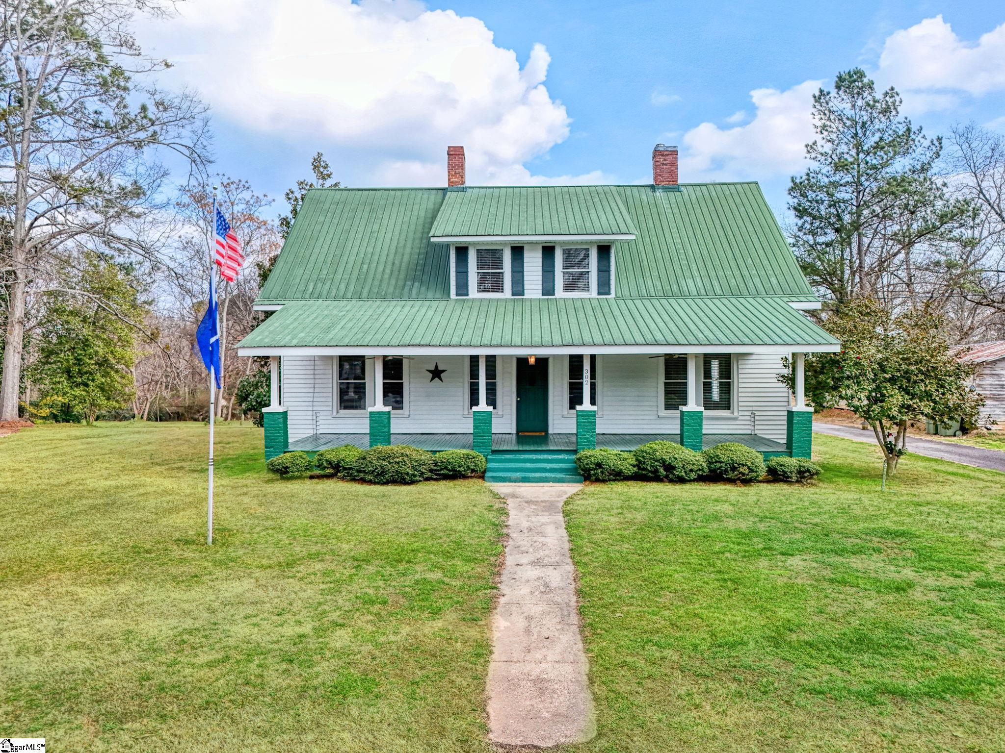 302 Gassaway Street Central, SC 29630