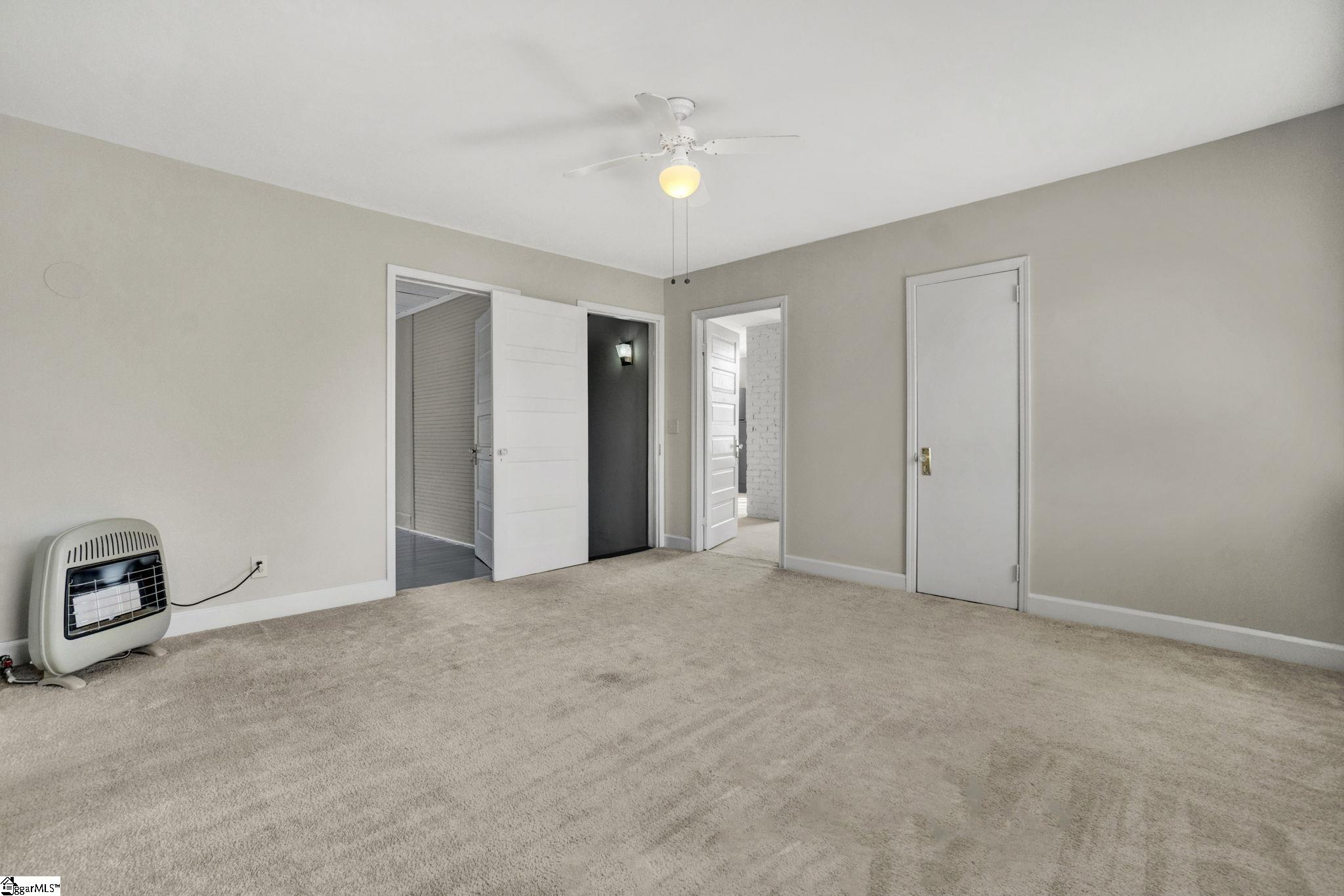302 Gassaway Street Central, SC 29630