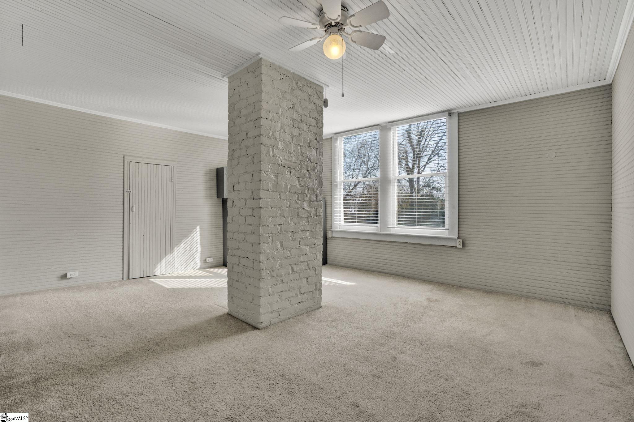 302 Gassaway Street Central, SC 29630