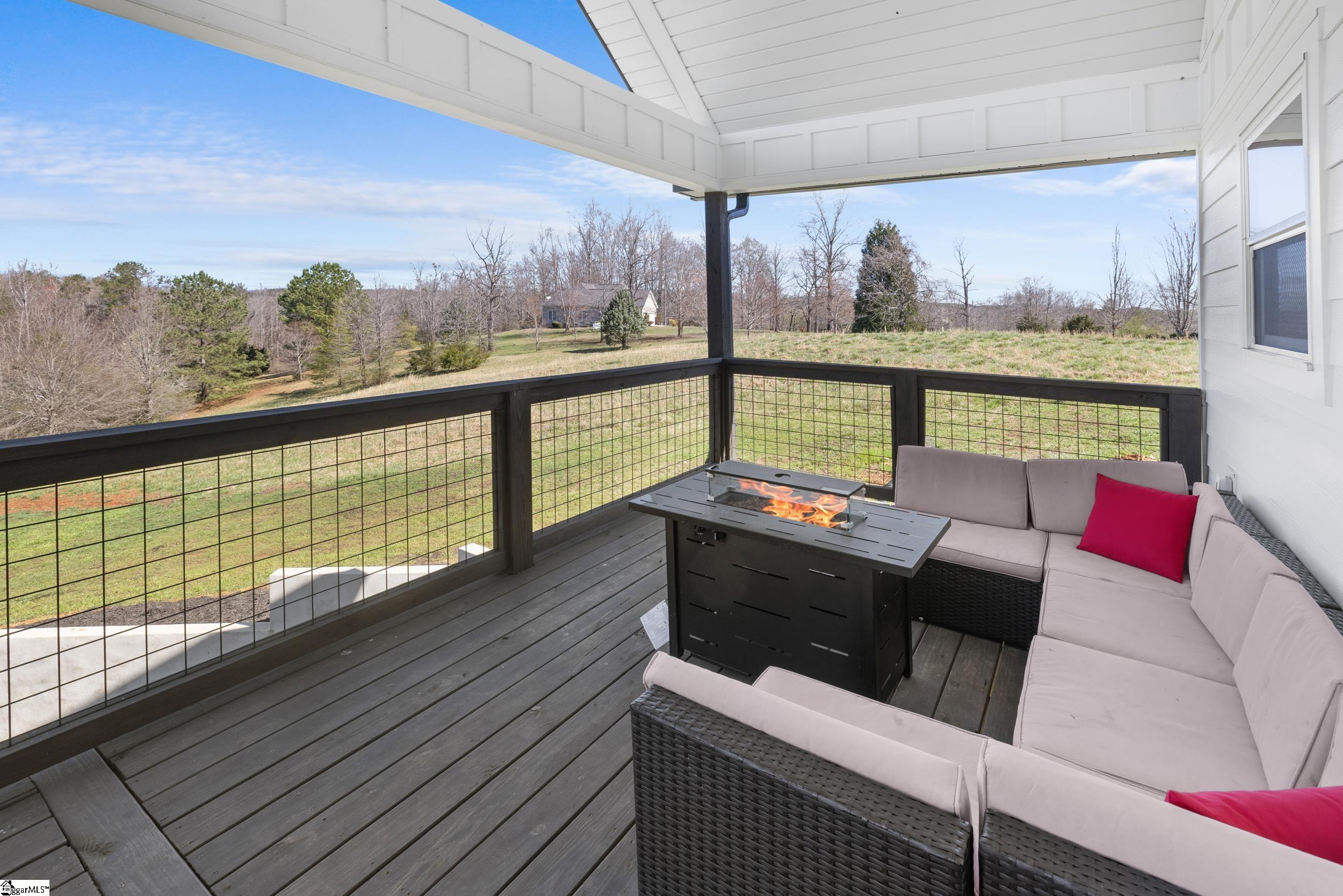 725 Hidden Falls Drive West Union, SC 29696