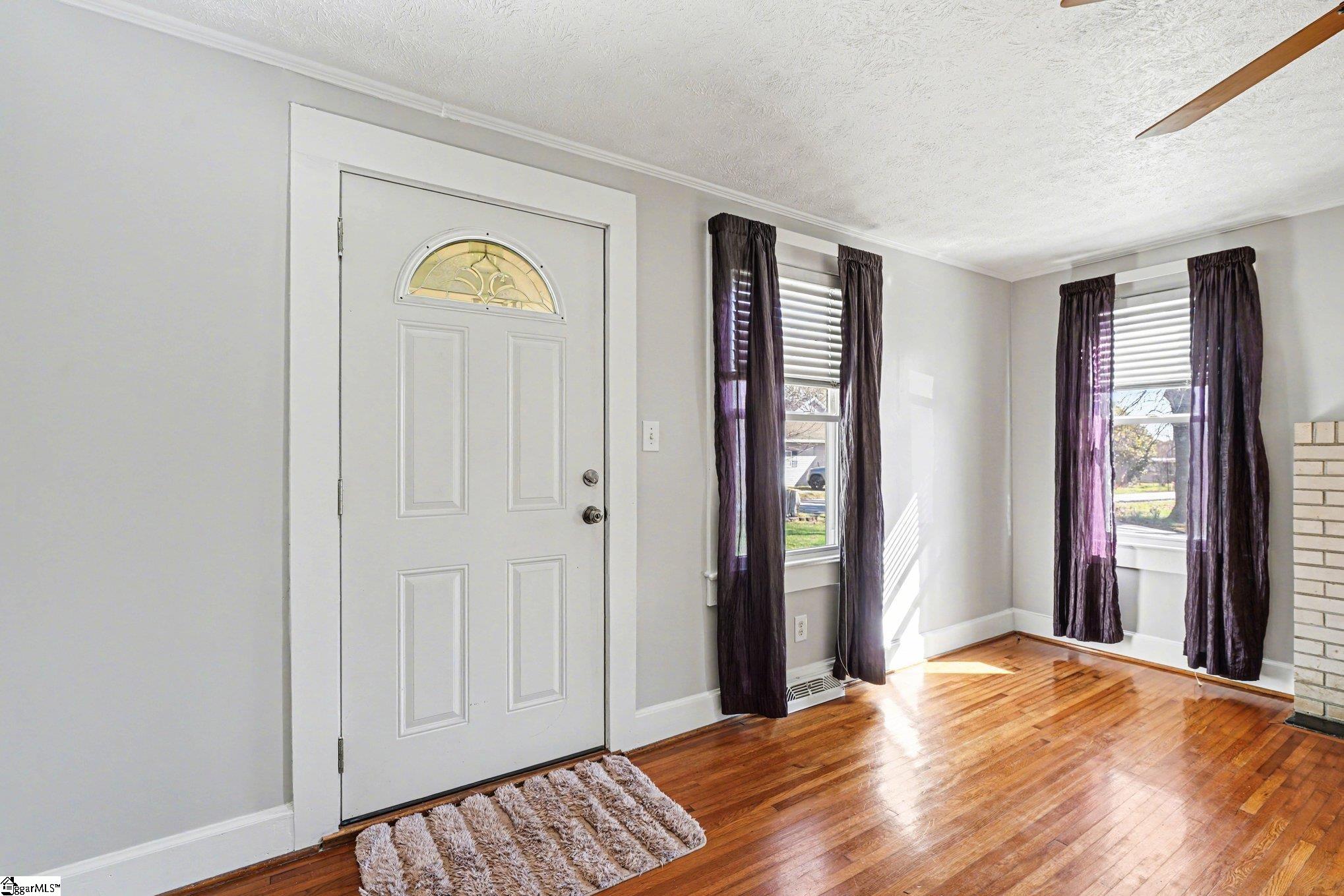 11 Bainbridge Drive Greenville, SC 29611