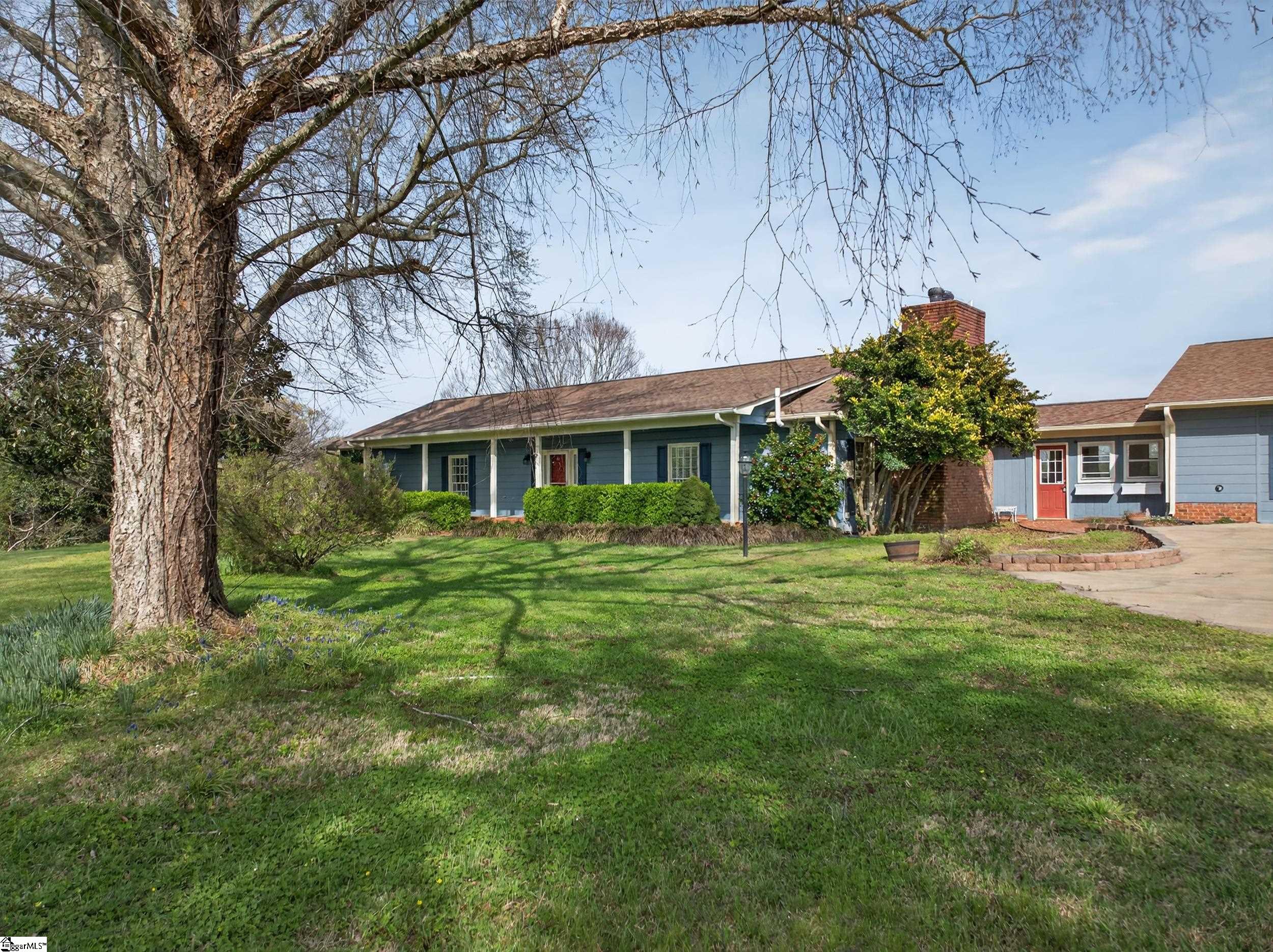 341 Ridings Road, Chesnee SC 29323