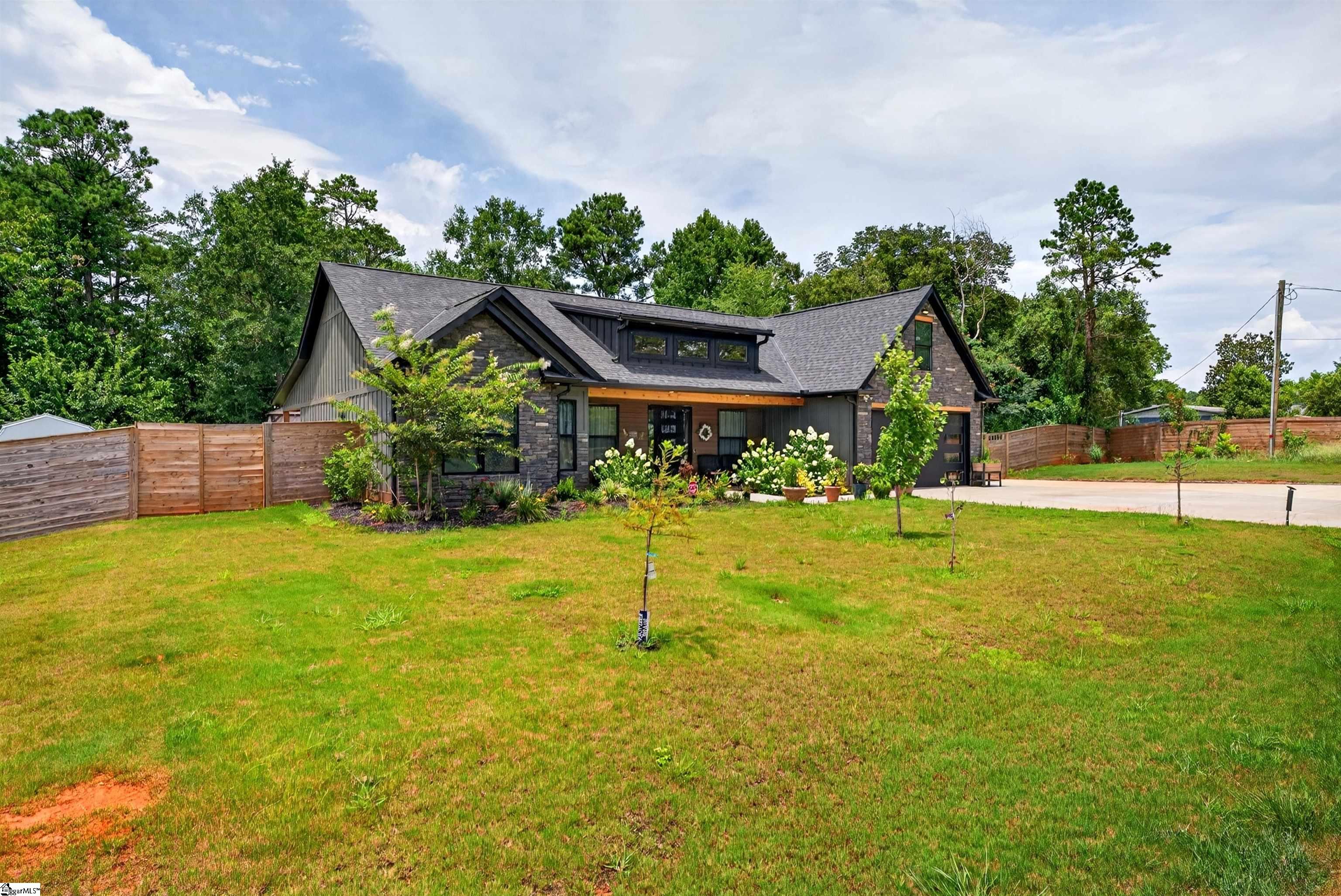 1512 Asbury Park Road Anderson, SC 29625