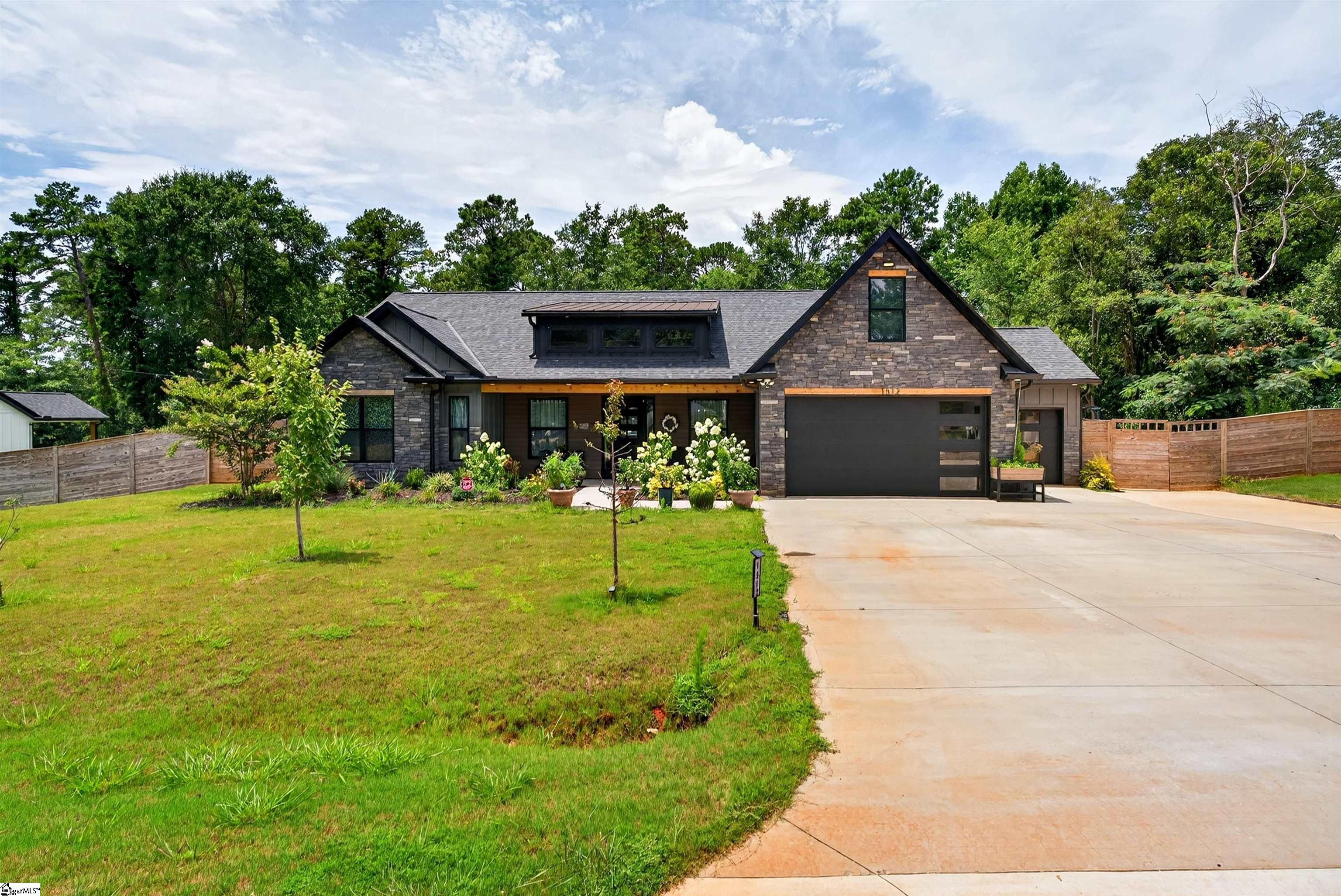 1512 Asbury Park Road Anderson, SC 29625