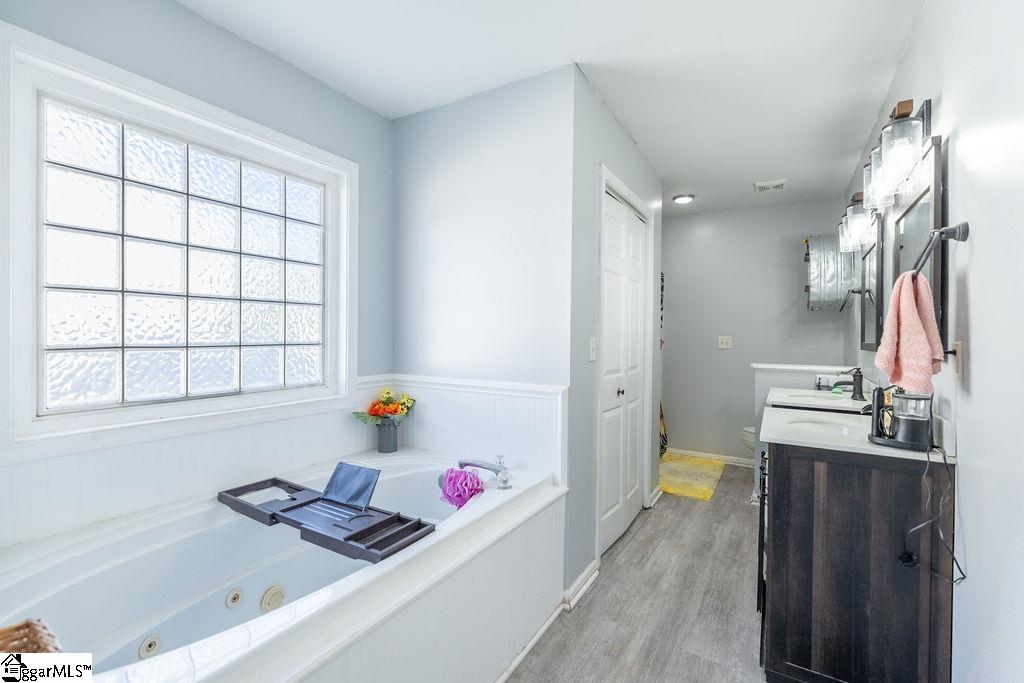 121 Amberwood Drive, Anderson, SC, 29621