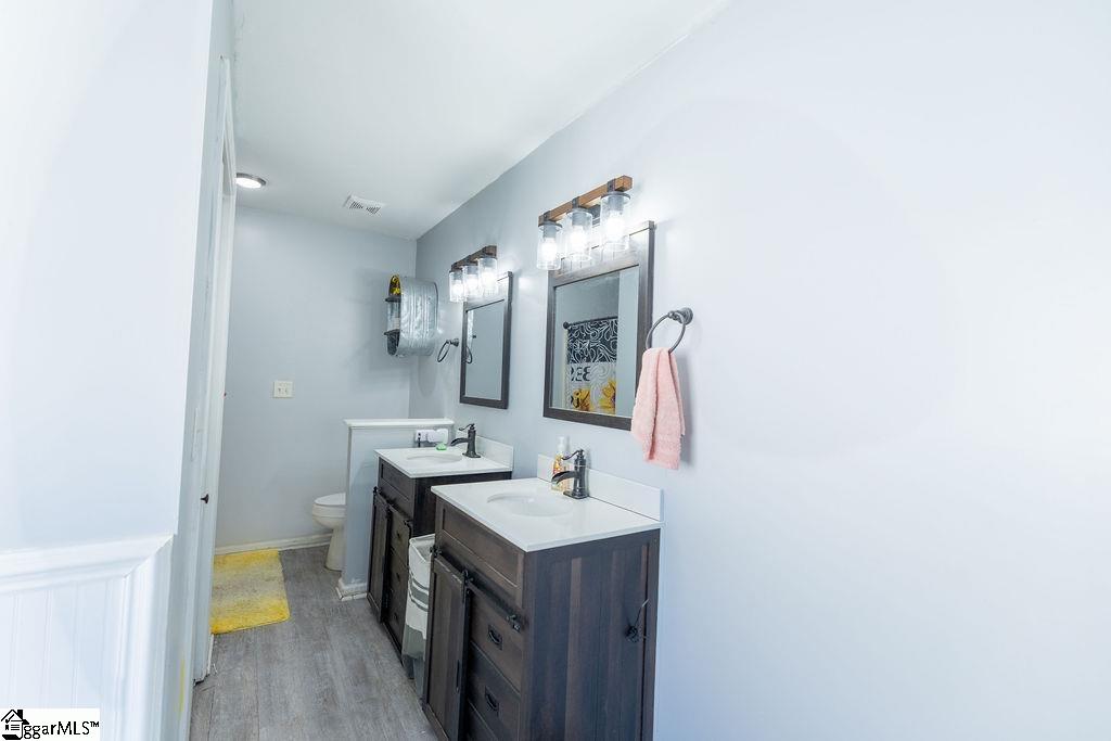 121 Amberwood Drive, Anderson, SC, 29621