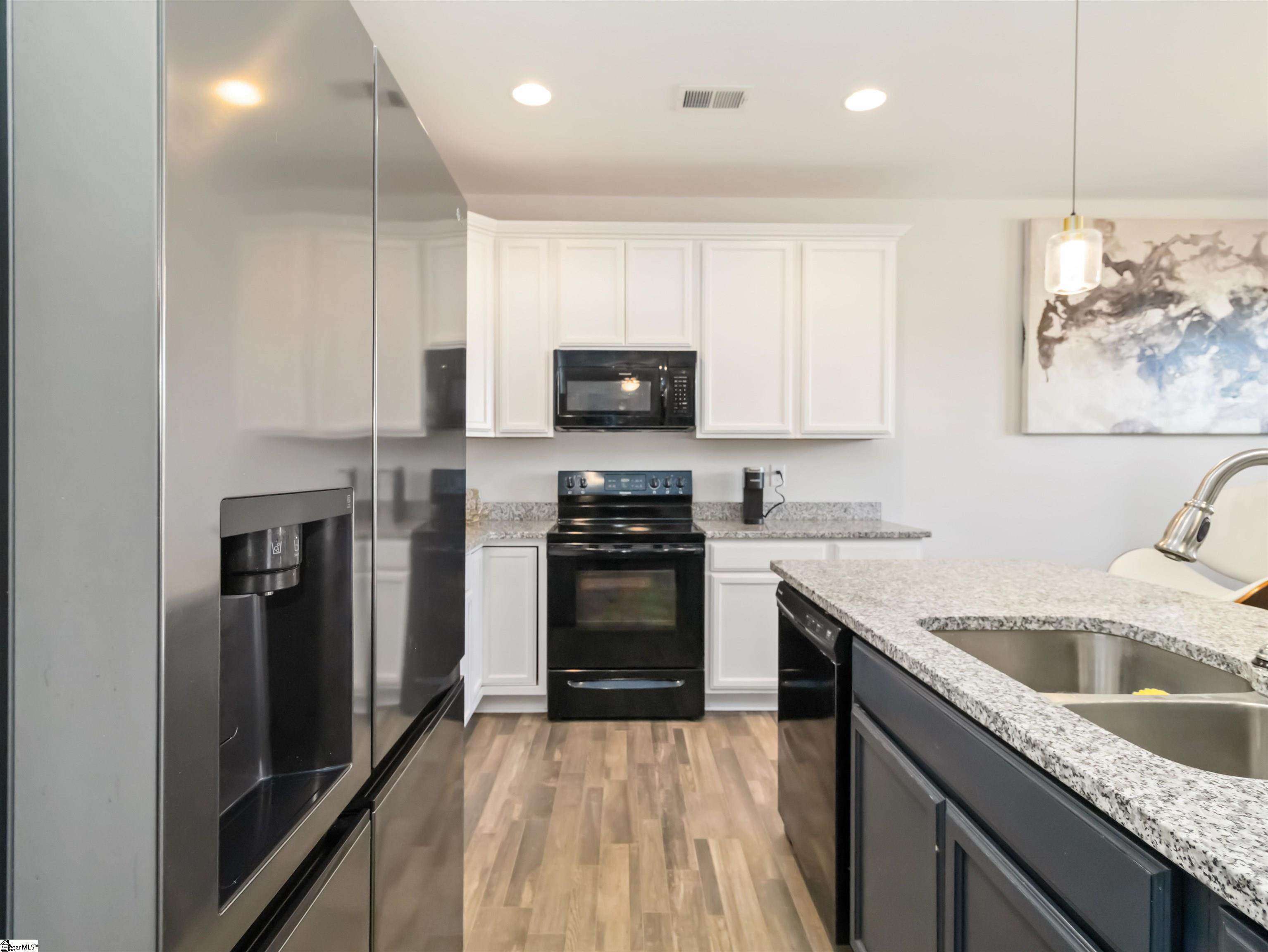 1418 Almaden Street Boiling Springs, SC 29316