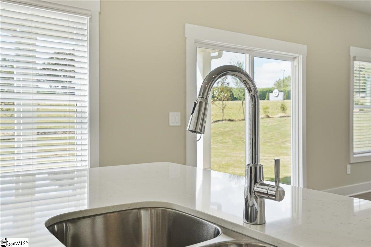 219 Abraham Way Boiling Springs, SC 29316