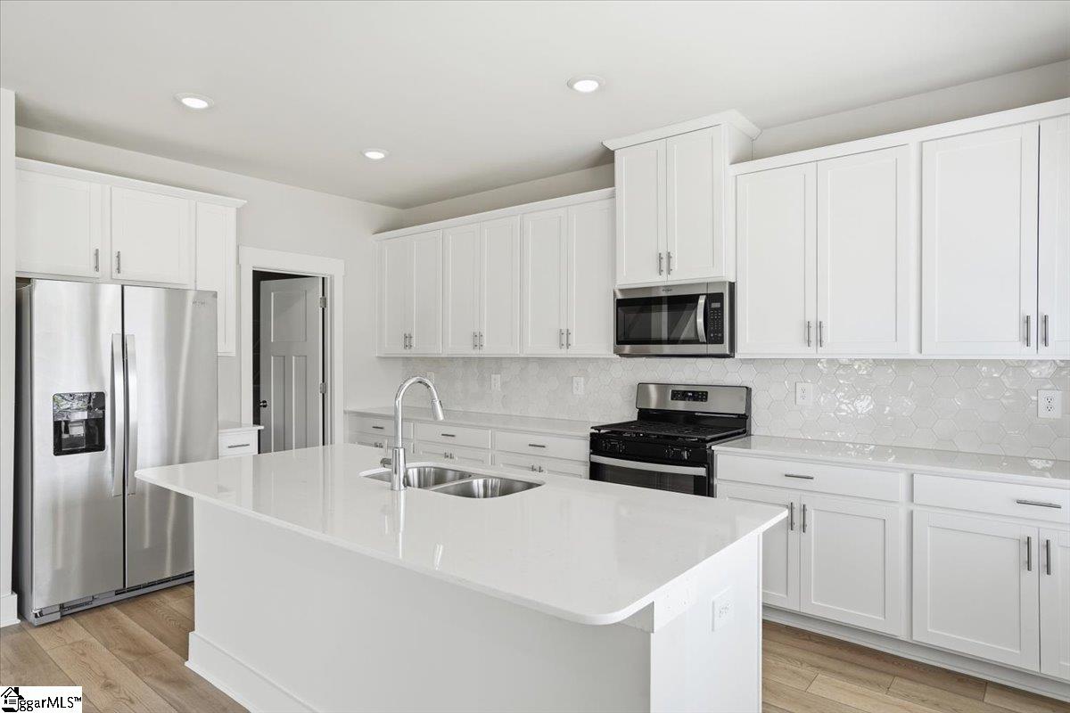 219 Abraham Way Boiling Springs, SC 29316