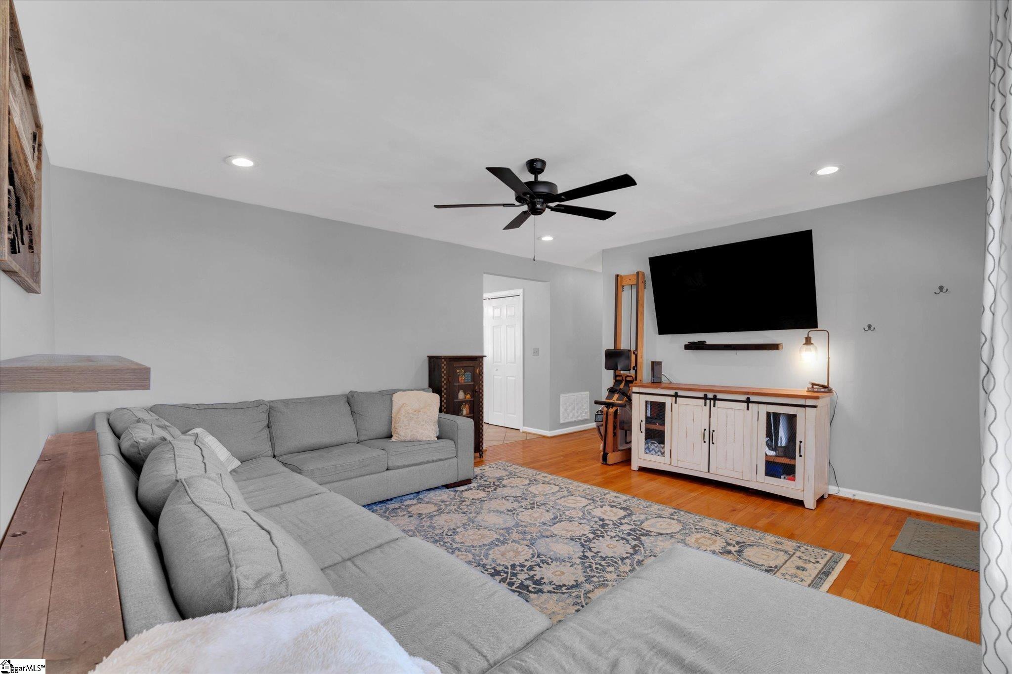 450 Lindsey Lake Road, Travelers Rest, SC, 29690