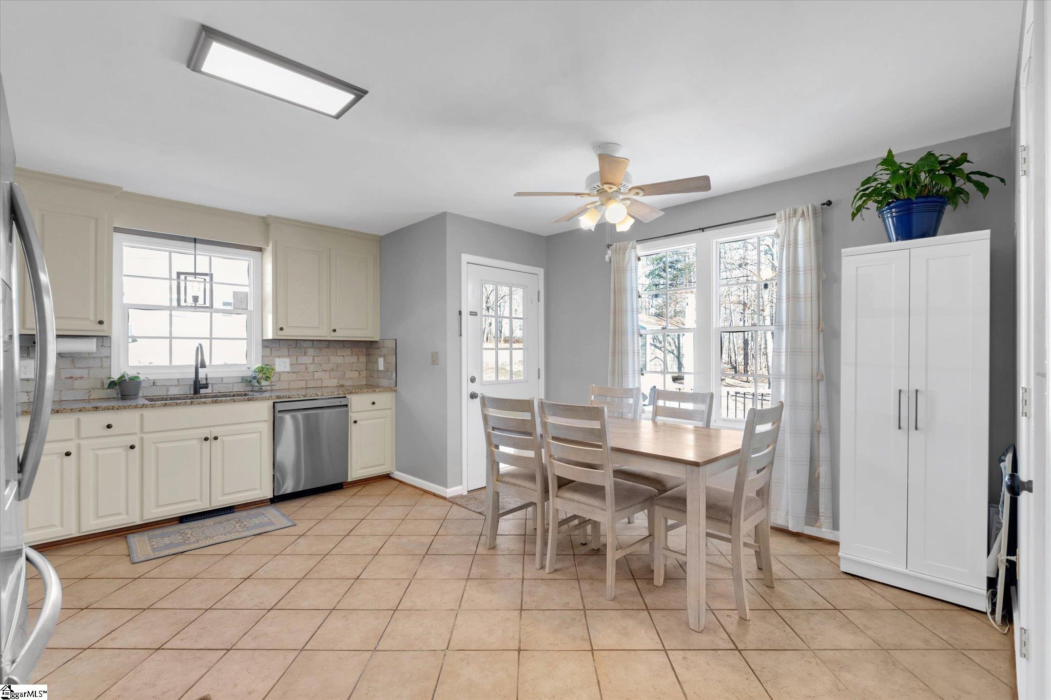 450 Lindsey Lake Road, Travelers Rest, SC, 29690