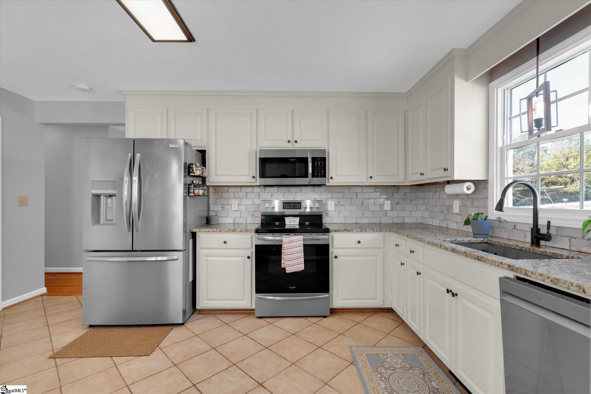 450 Lindsey Lake Road, Travelers Rest, SC, 29690