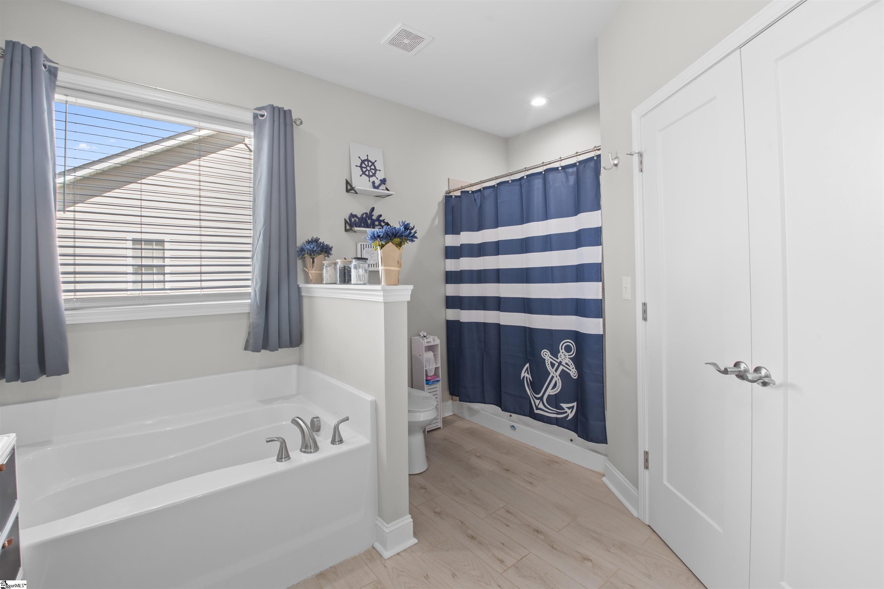 704 Rockcliff Street Greenville, SC 29617