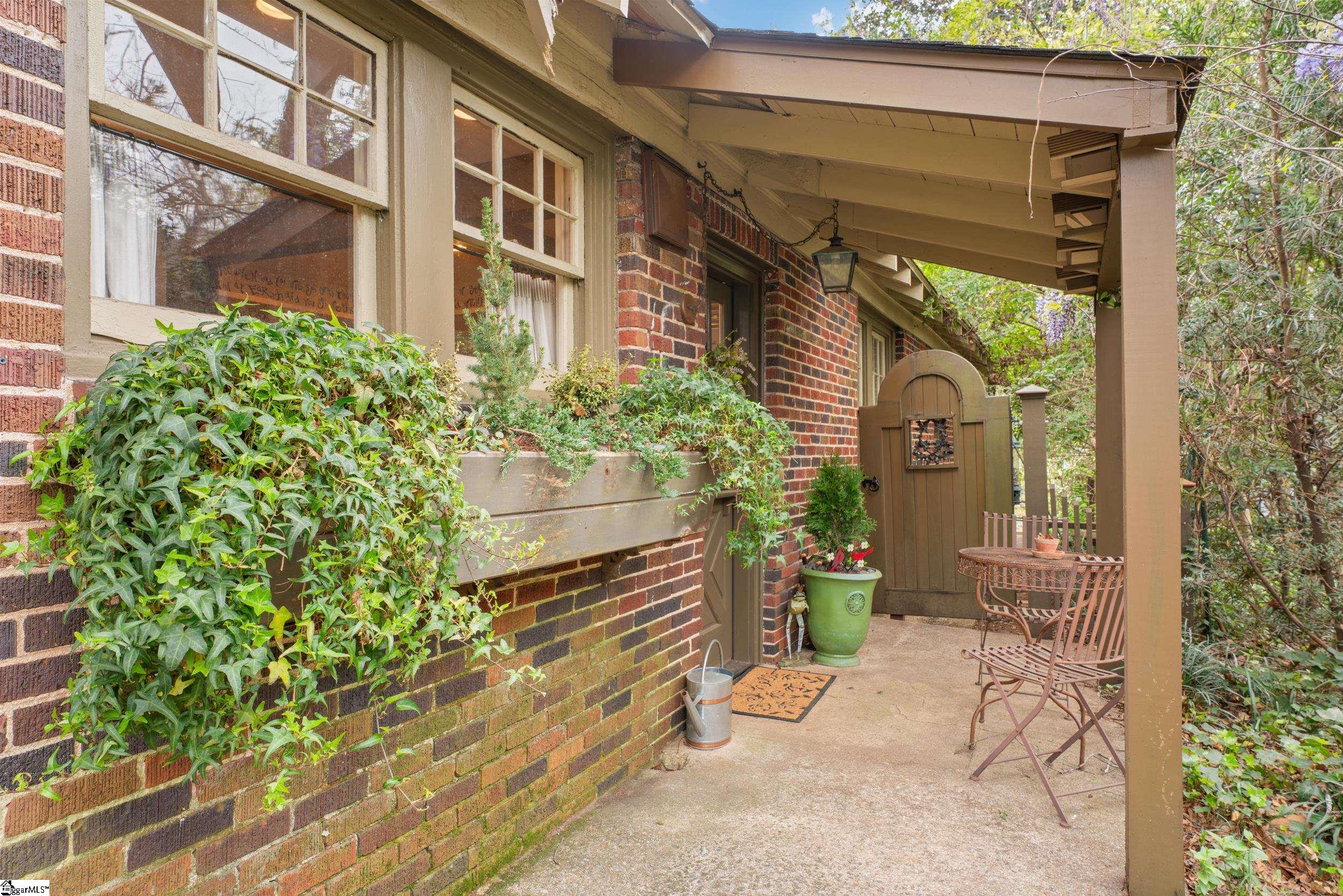 309 Randall Street Greenville, SC 29609