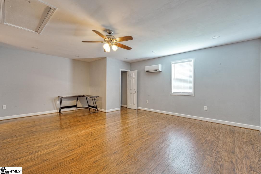 860 Thackston Drive Spartanburg, SC 29307