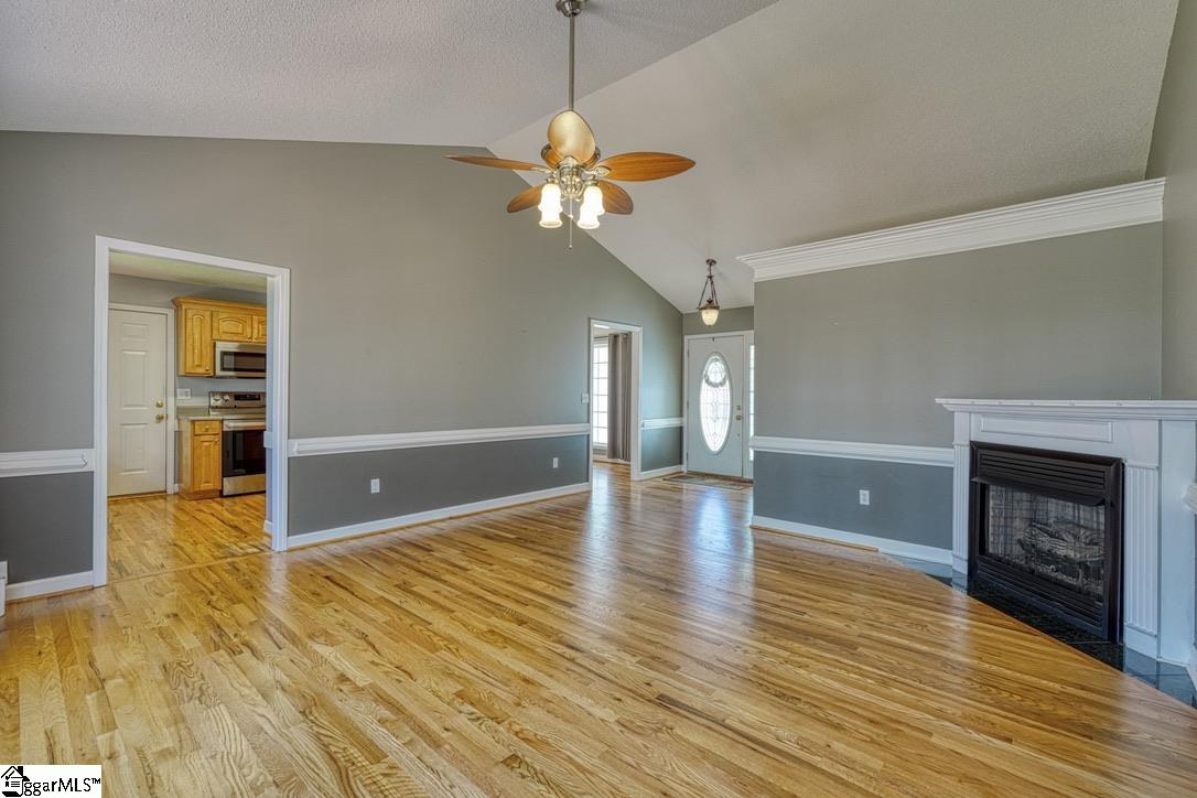 860 Thackston Drive Spartanburg, SC 29307