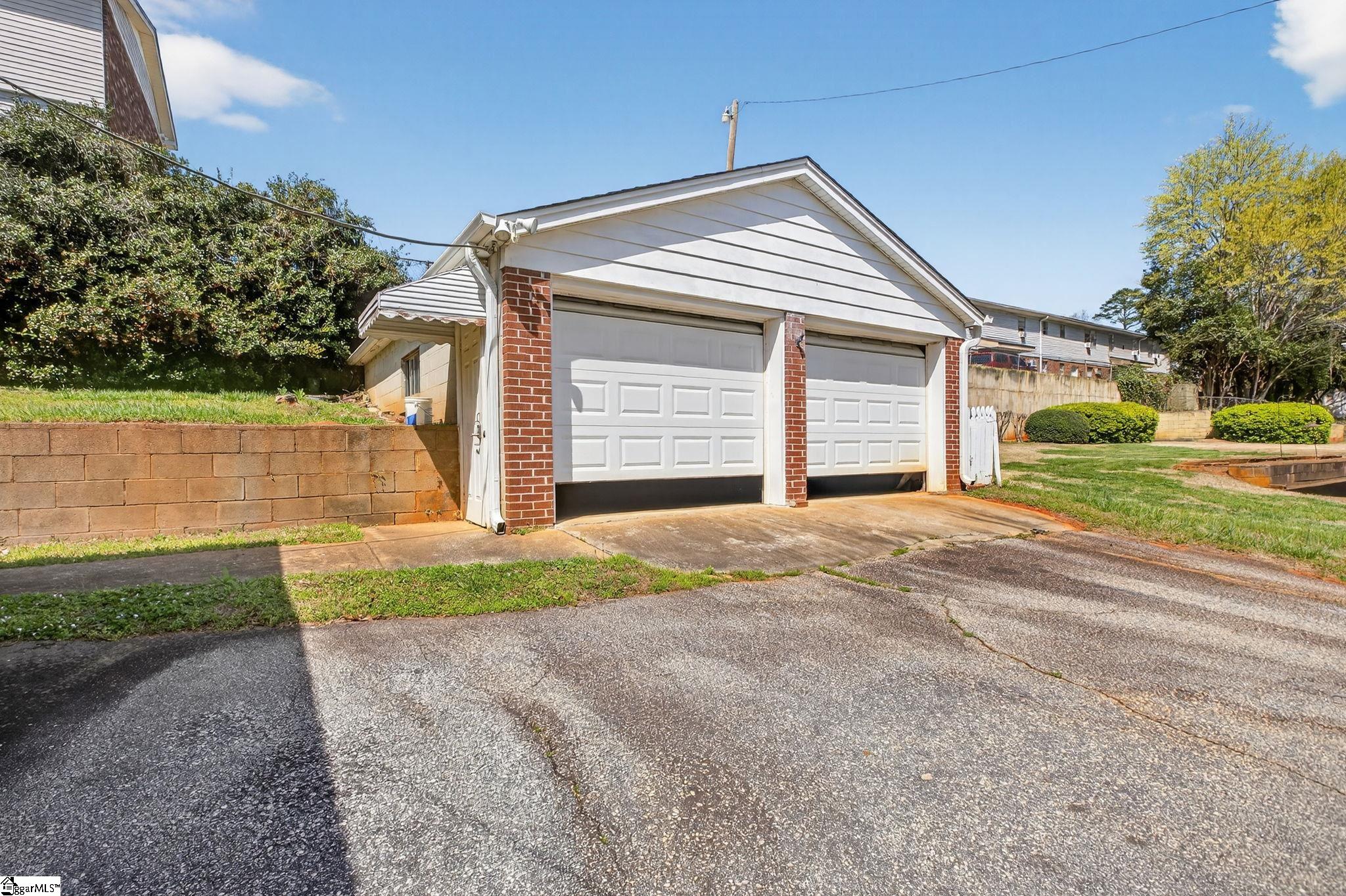 8 Abelia Drive Greenville, SC 29617
