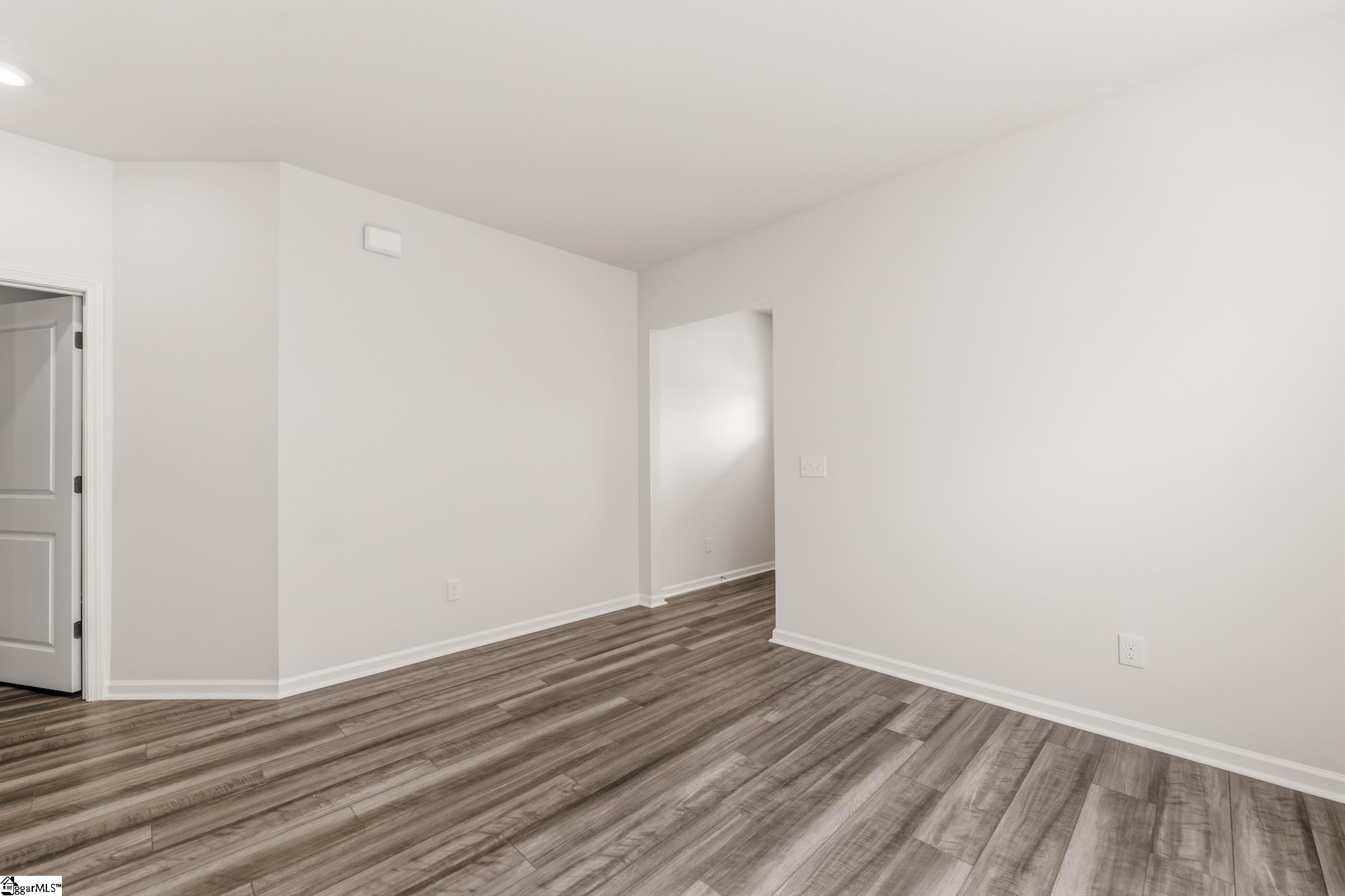 2305 Mill Loop