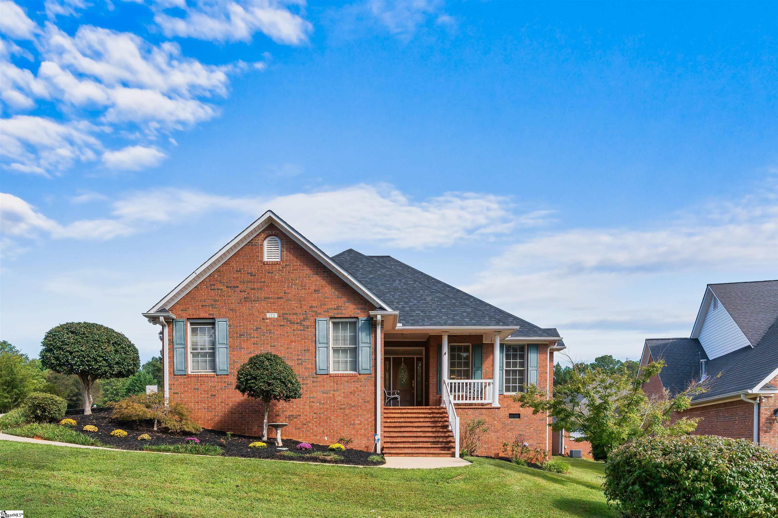 172 Roberts Meadow Loop Spartanburg, SC 29307-3166