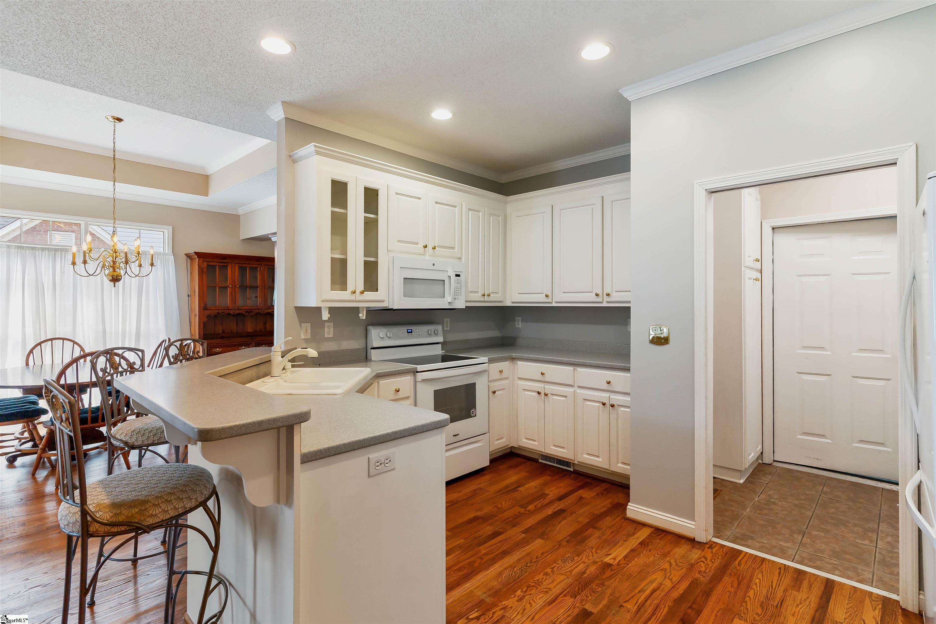 172 Roberts Meadow Loop Spartanburg, SC 29307-3166
