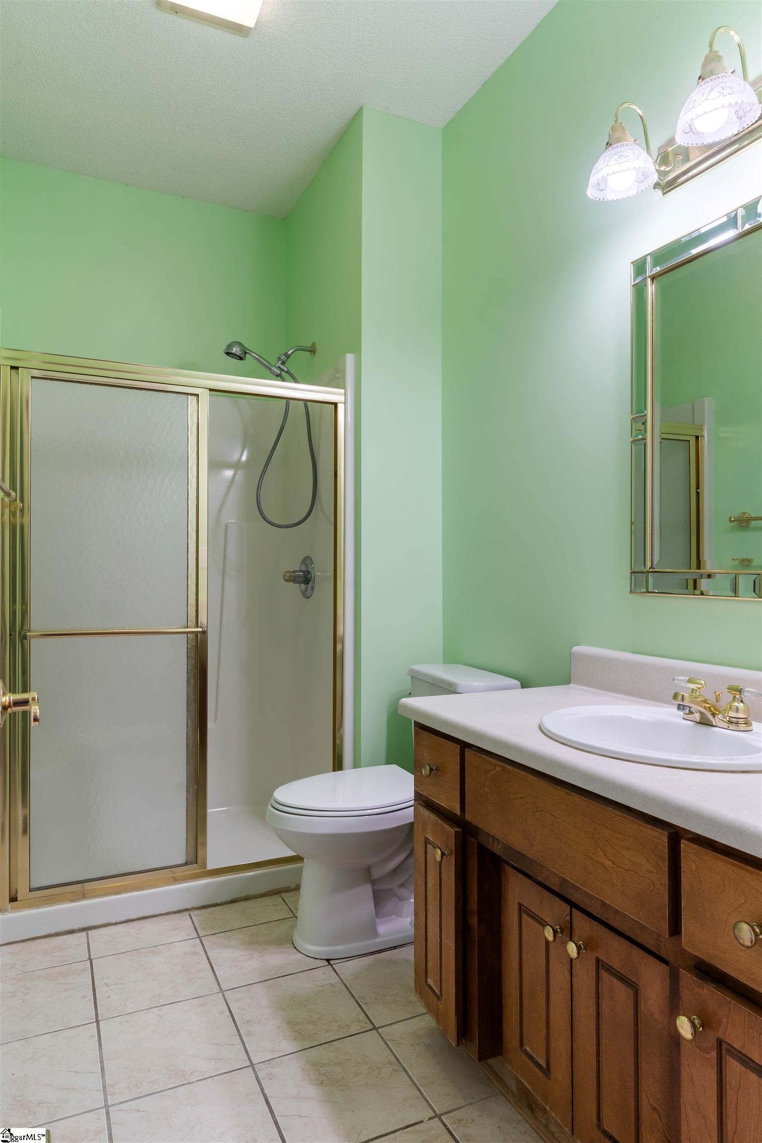 172 Roberts Meadow Loop Spartanburg, SC 29307-3166