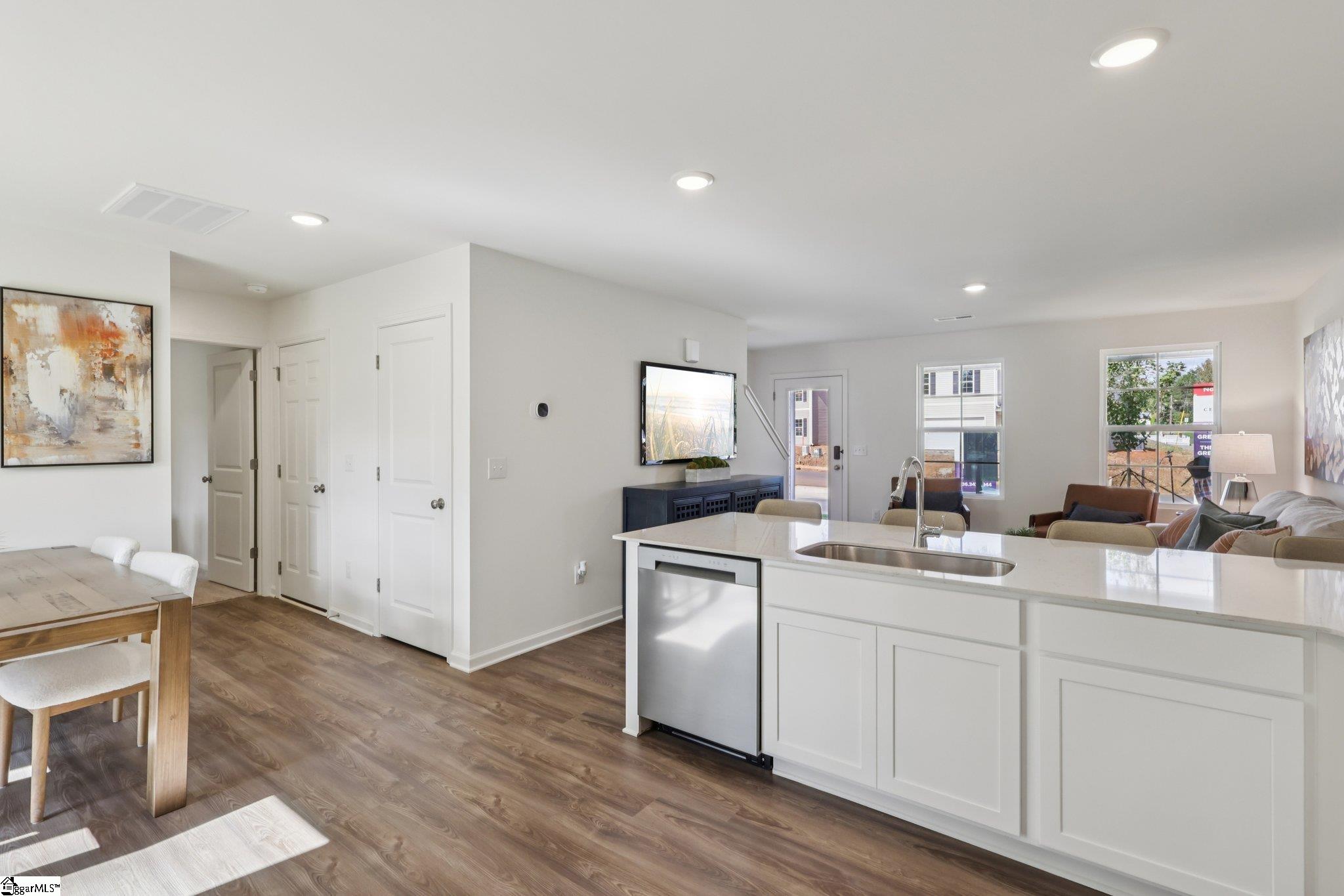 476 Sundown Drive Spartanburg, SC 29302