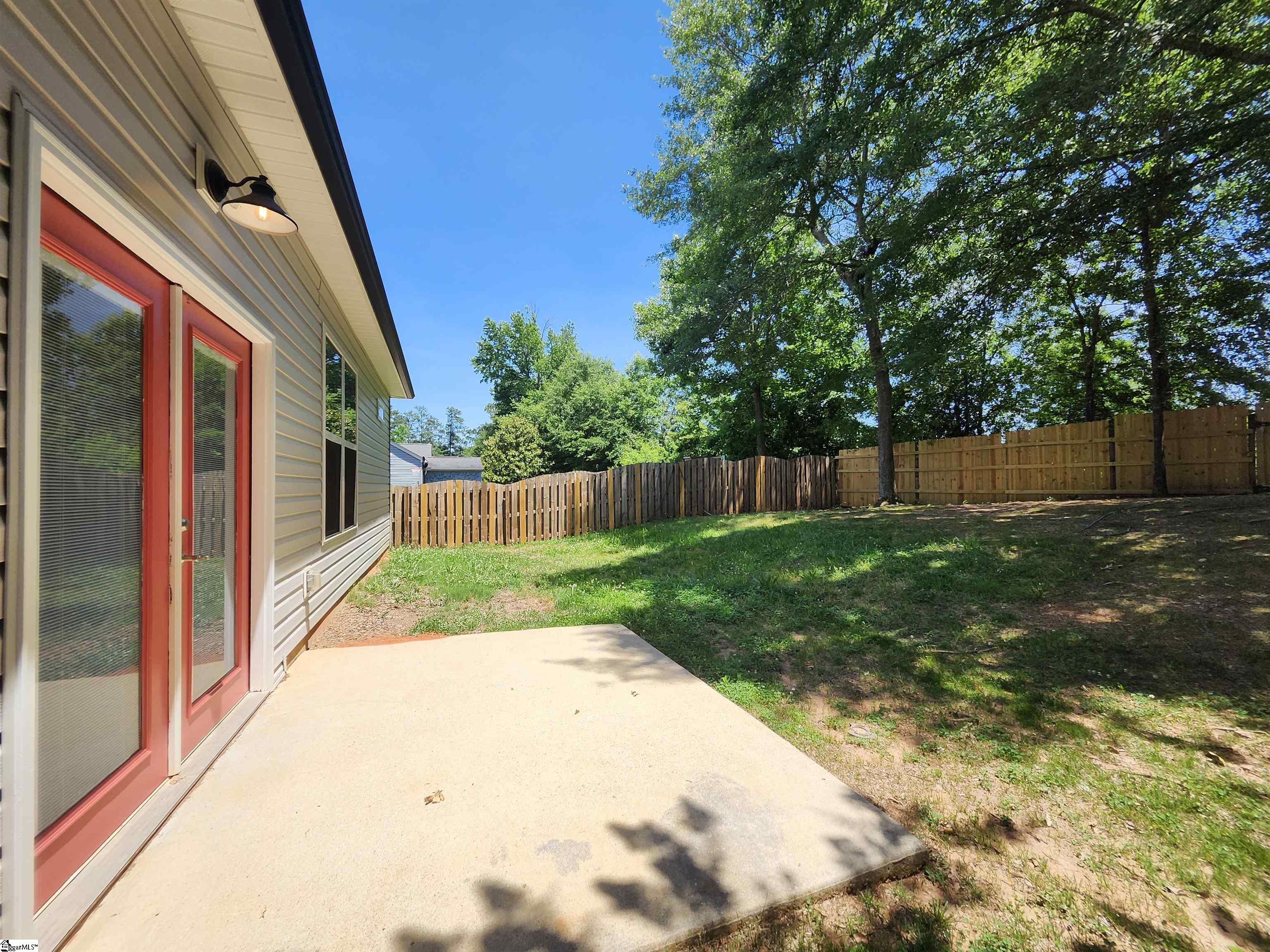 563 Clairidge Drive Boiling Springs, SC 29316