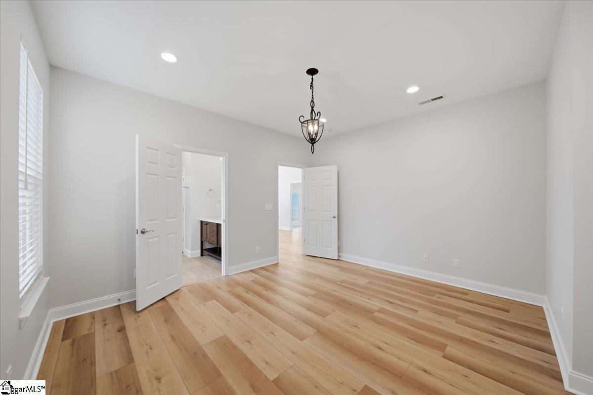 563 Clairidge Drive Boiling Springs, SC 29316