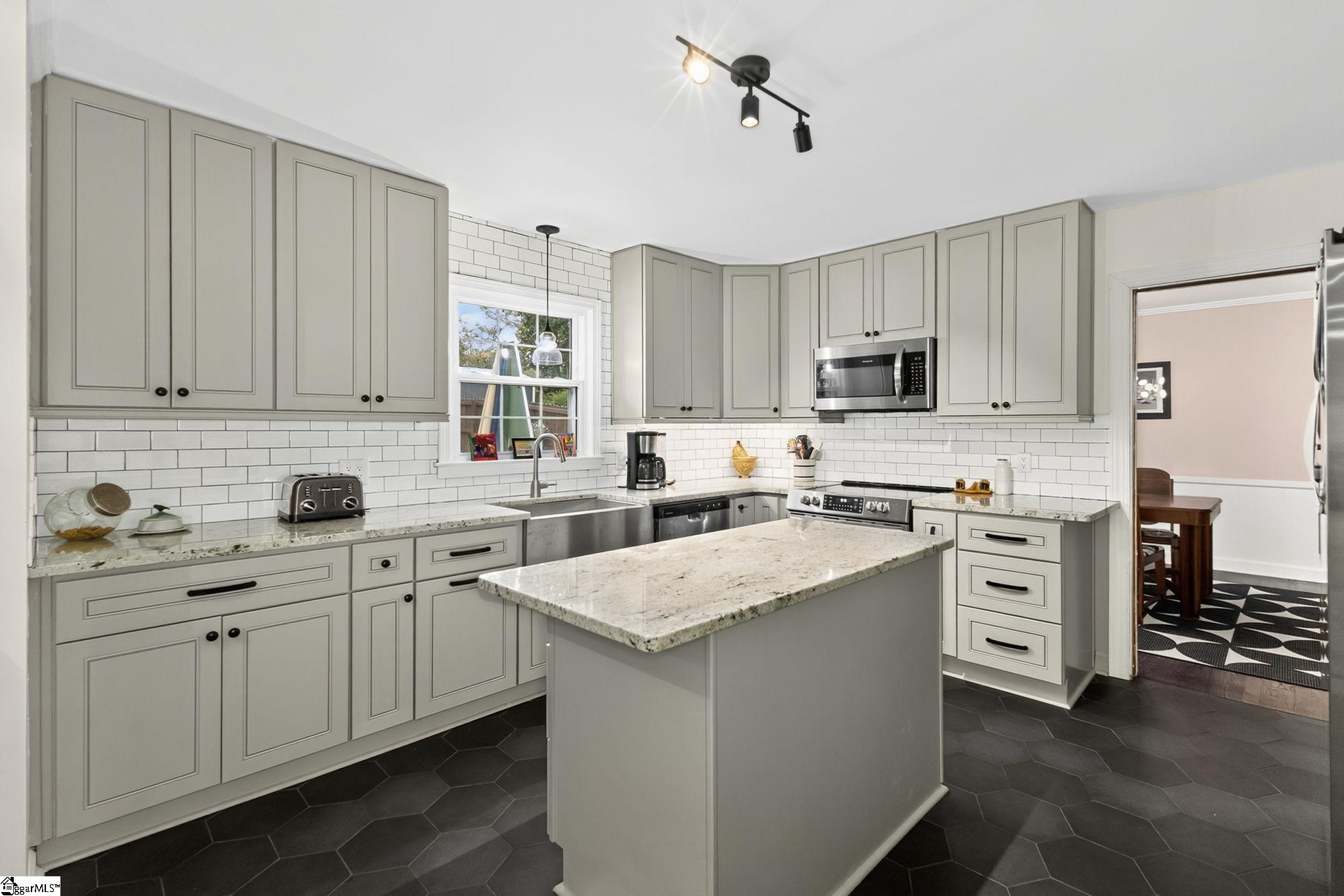 809 Butler Springs Road, Greenville, SC, 29615