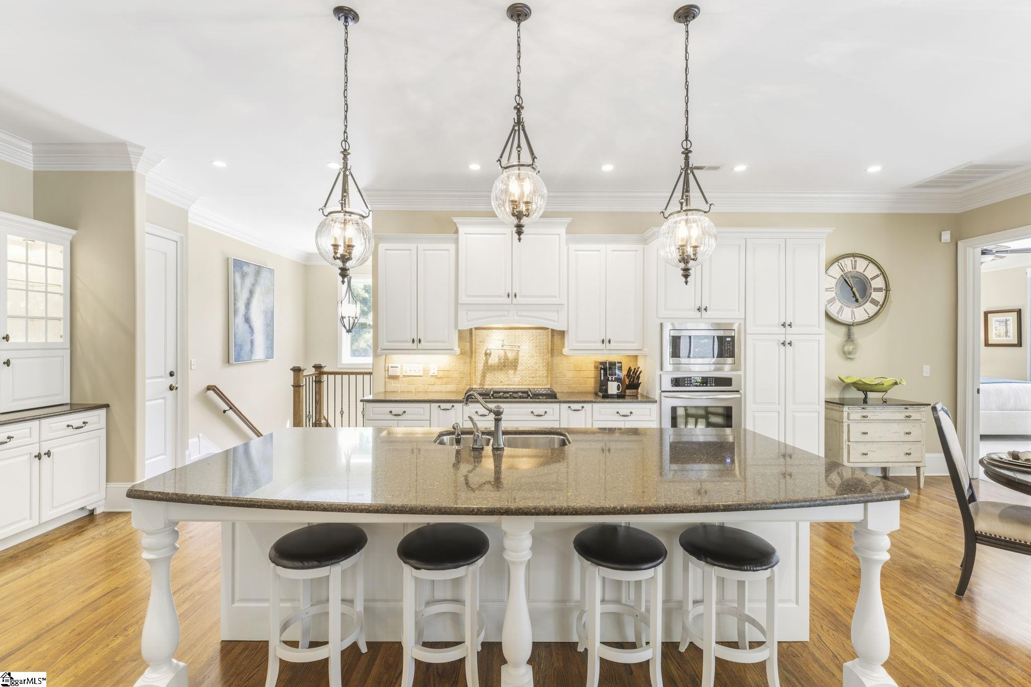 6 Saranac Lane Simpsonville, SC 29681