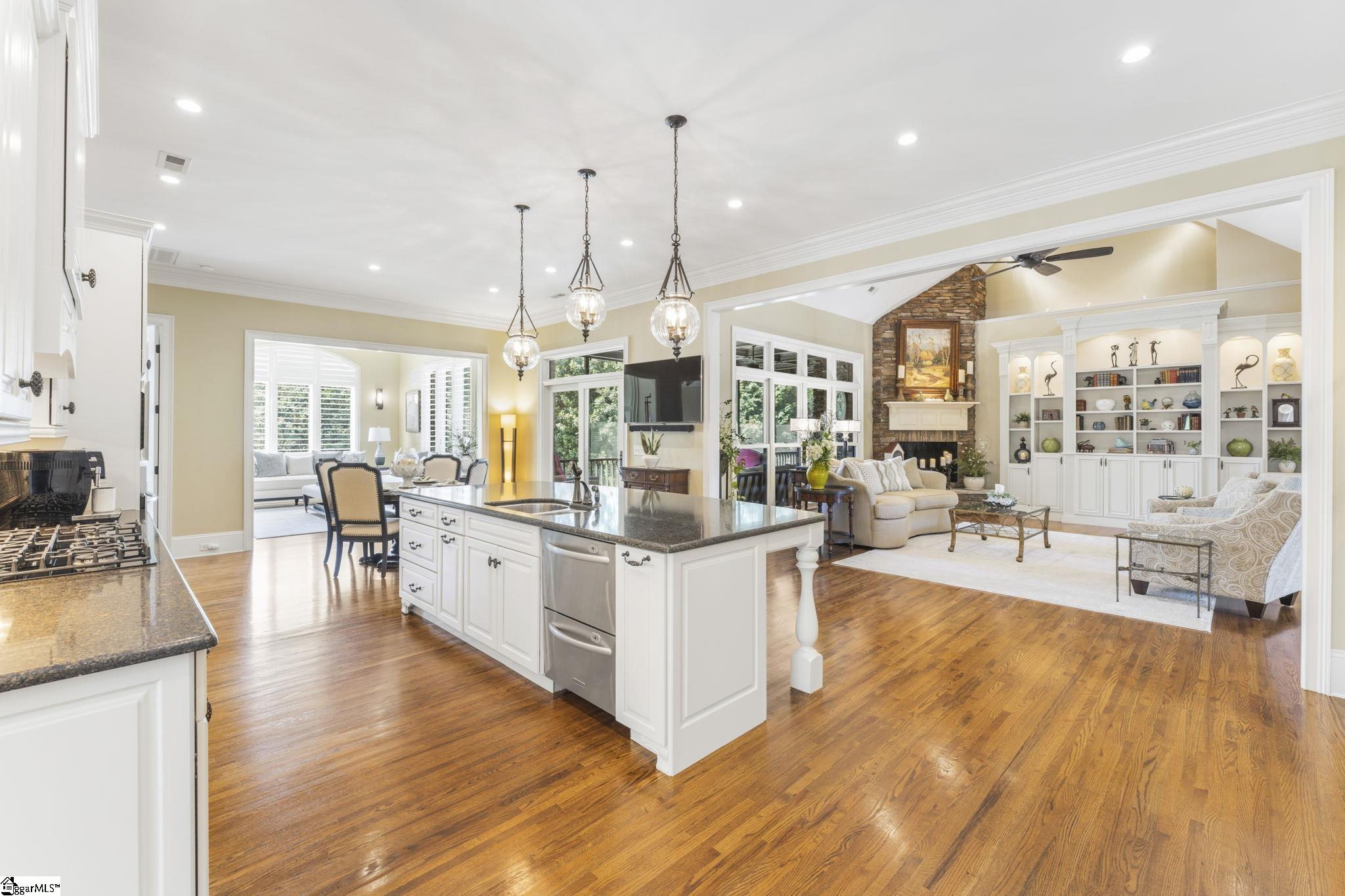 6 Saranac Lane Simpsonville, SC 29681