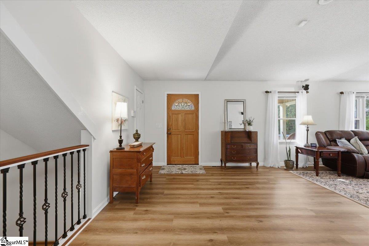 90 Southwood Drive, Greenville, SC, 29605