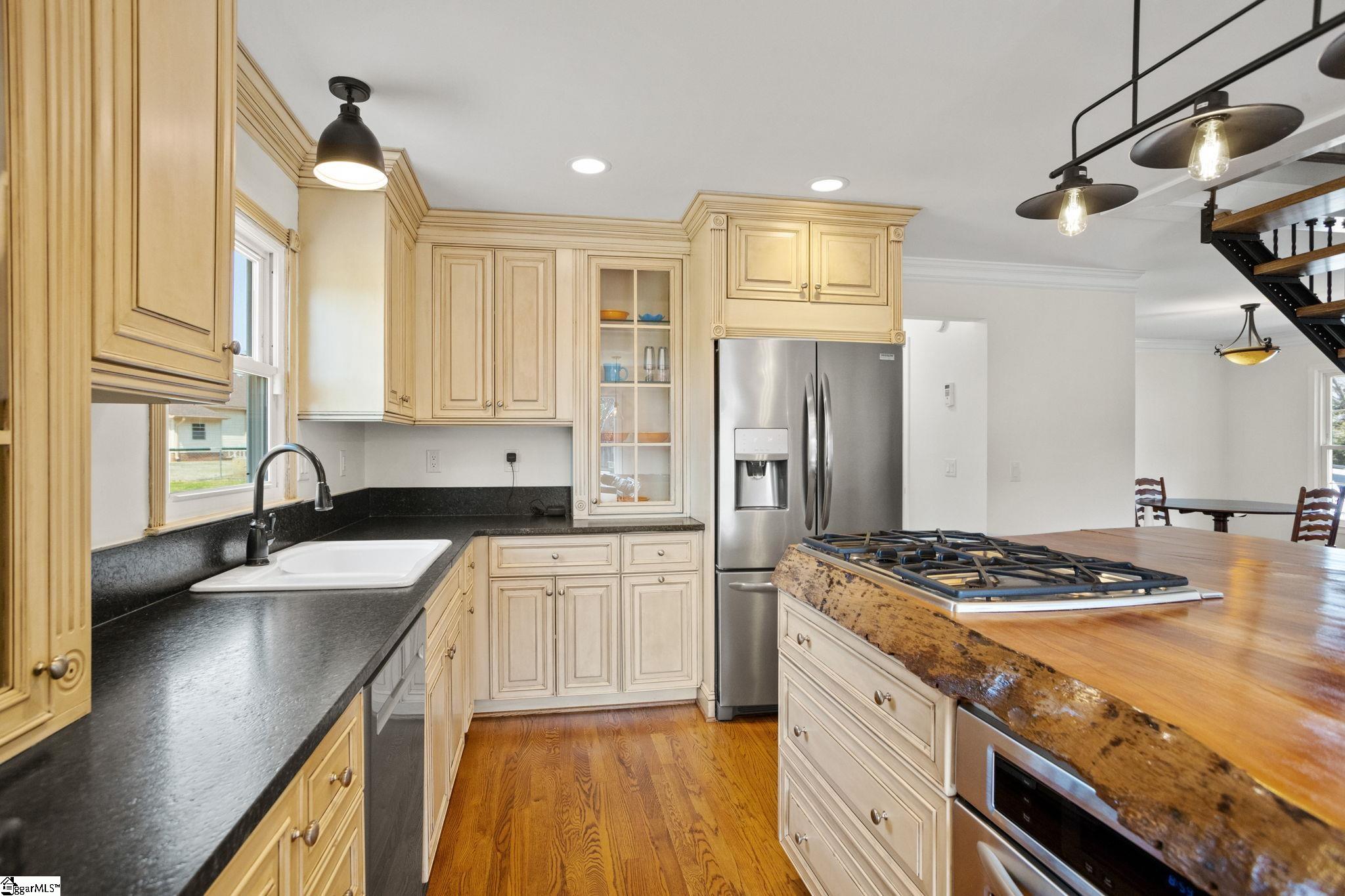 16 Spring Forest Court, Greenville, SC, 29615