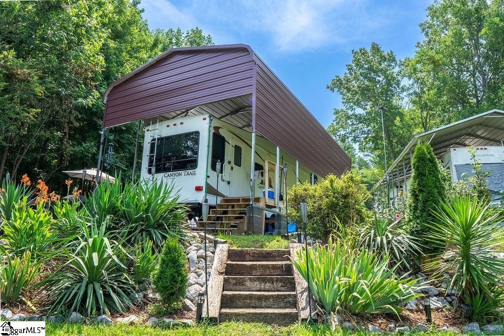 208 Reston Way Westminster, SC 29693