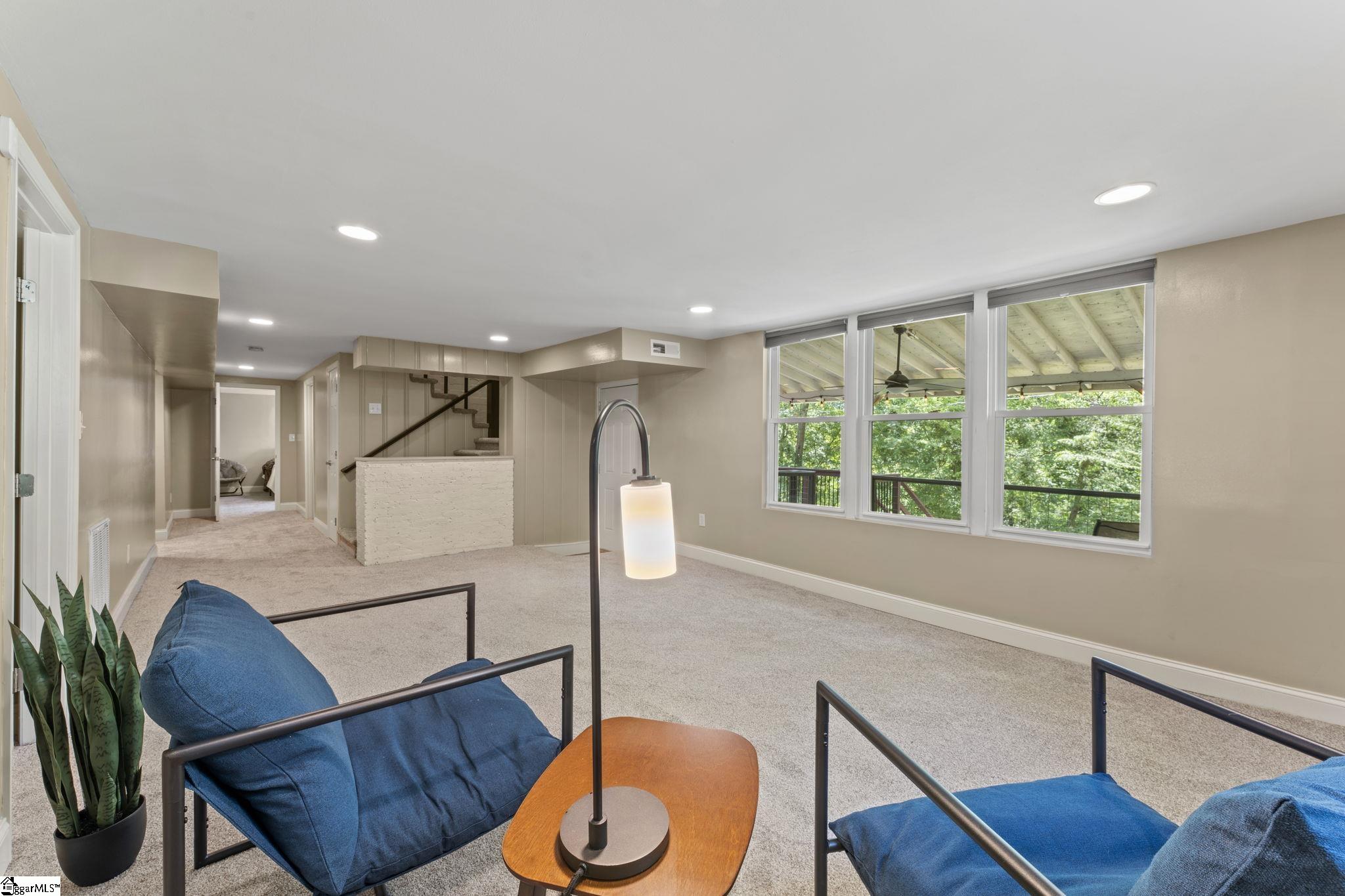 119 W Victoria Road Spartanburg, SC 29301