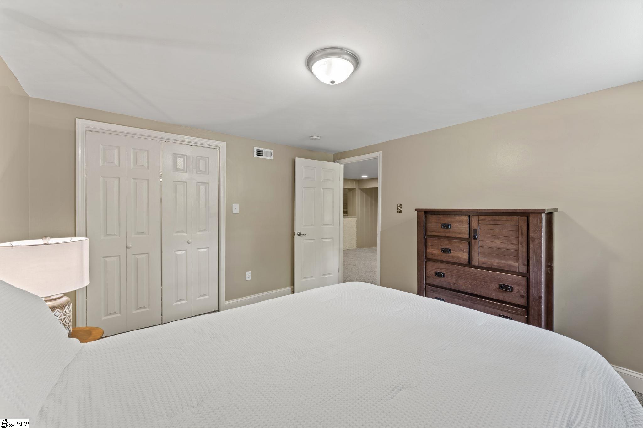 119 W Victoria Road Spartanburg, SC 29301