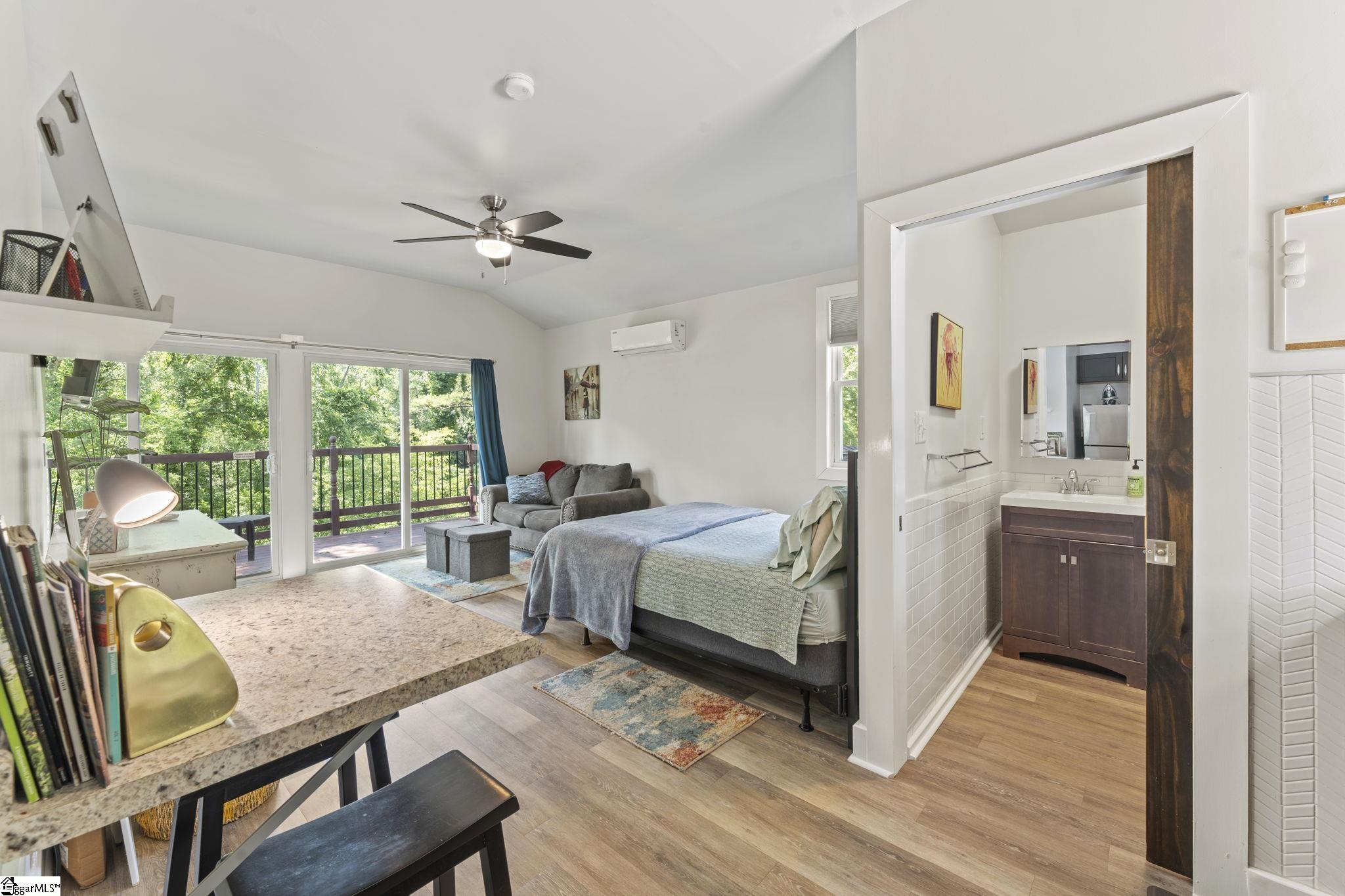 119 W Victoria Road Spartanburg, SC 29301