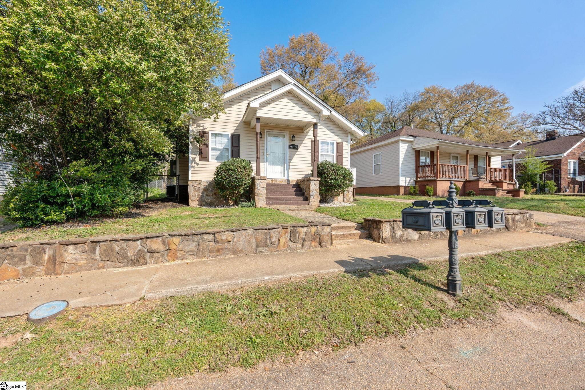 900 Green Avenue Greenville, SC 29605