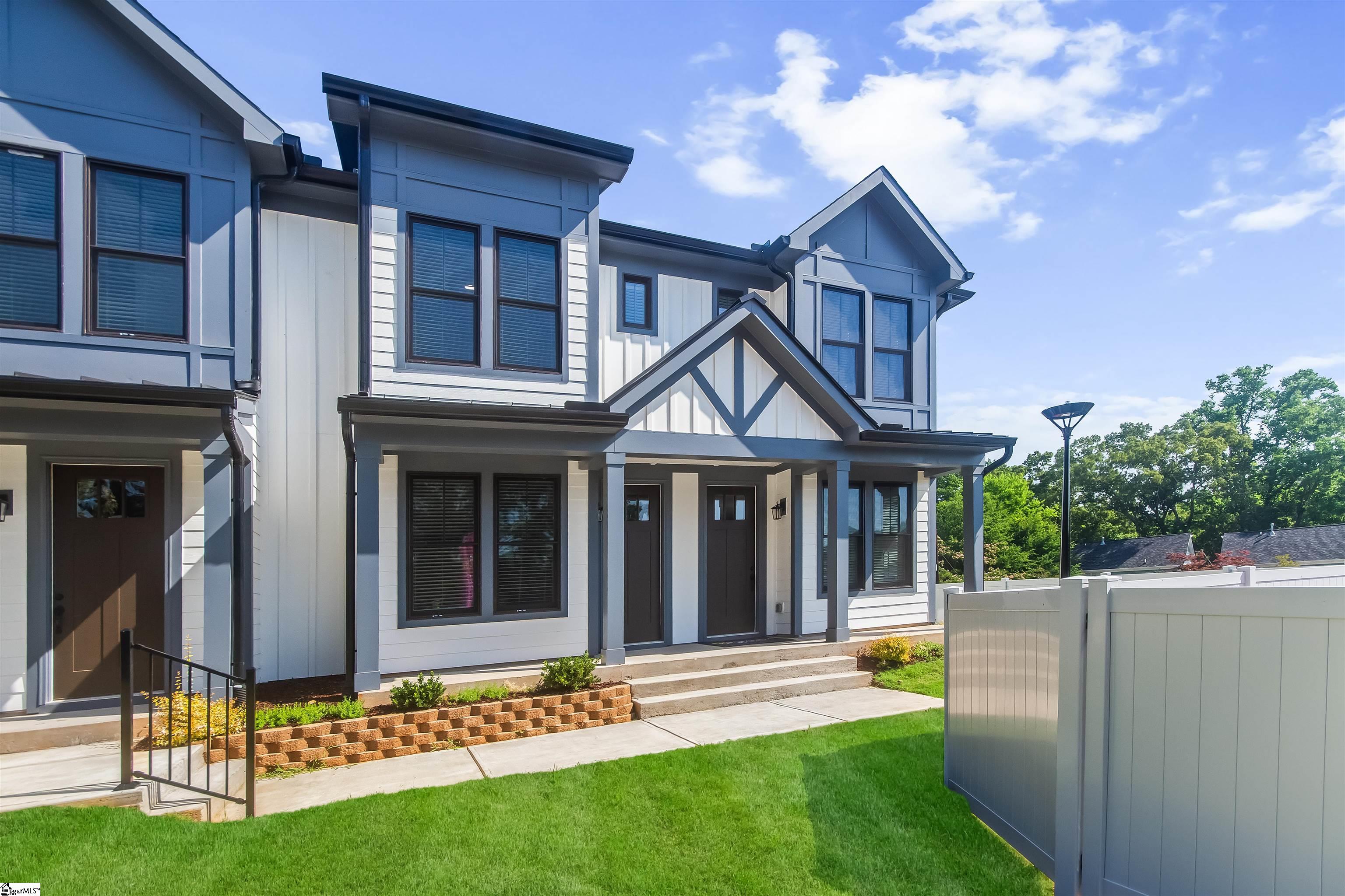 9 Hawthorne Lane UNIT Unit 105 Greenville, SC 29605