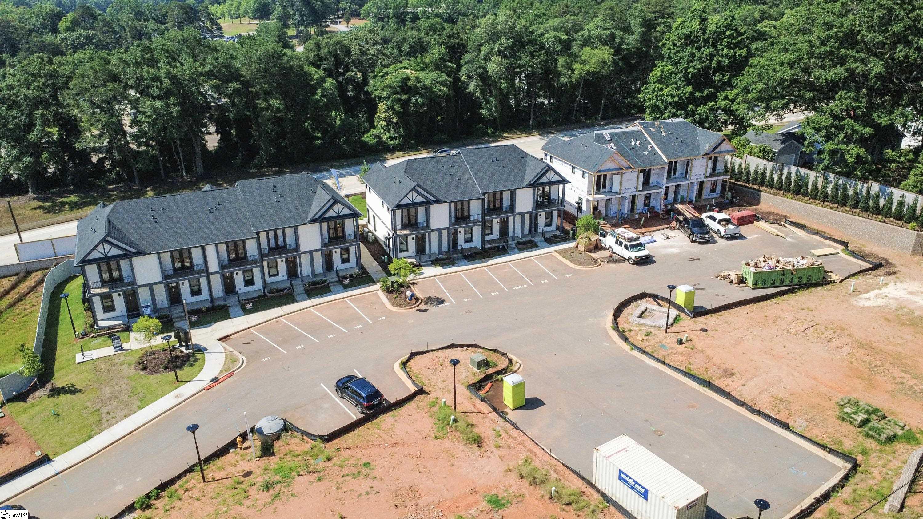 9 Hawthorne Lane UNIT Unit 105 Greenville, SC 29605