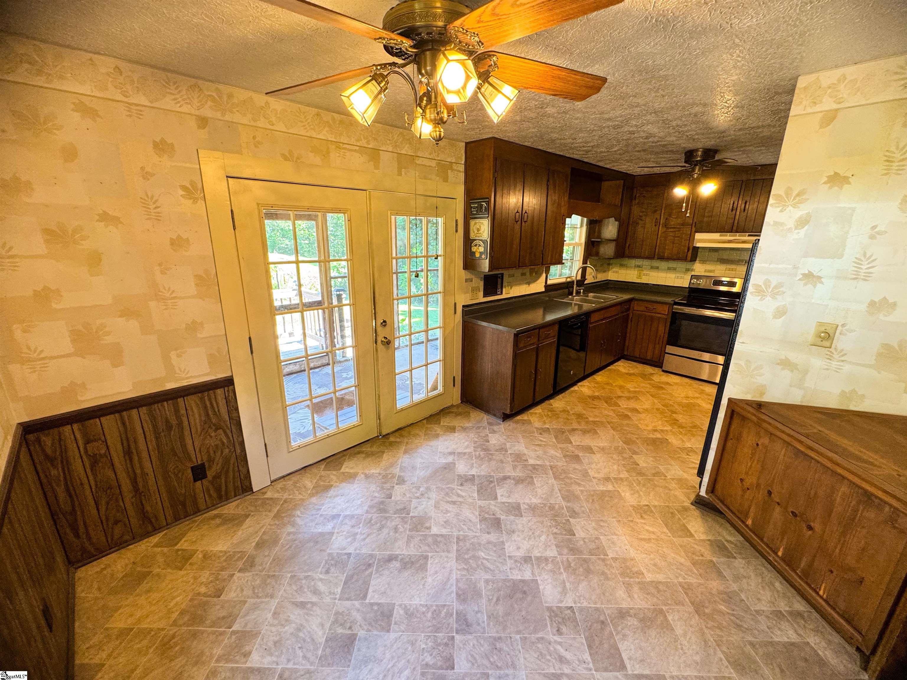 213 Anthony Road Pickens, SC 29671
