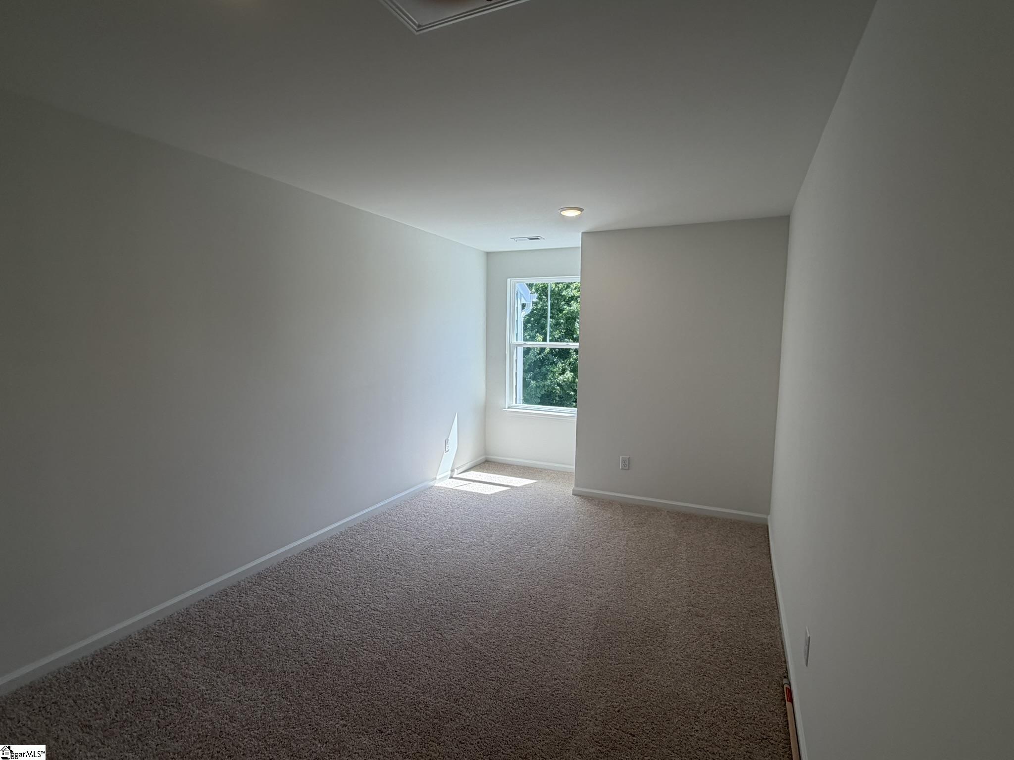 607 Autumn Lake Road Simpsonville, SC 29681