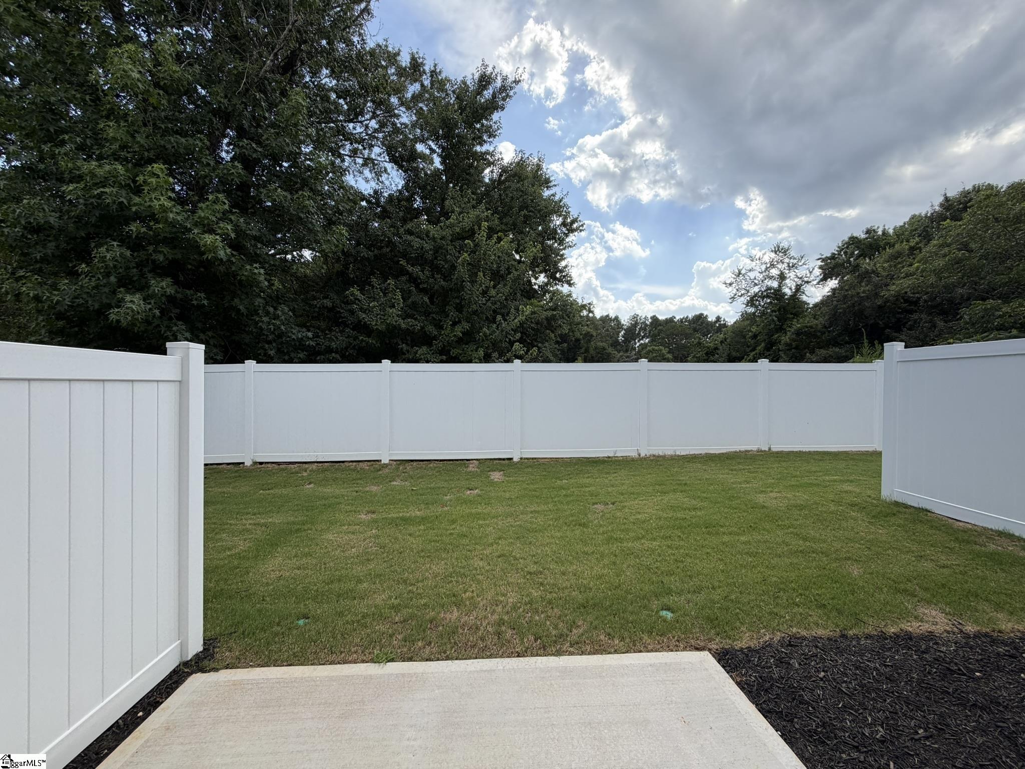605 Autumn Lake Road Simpsonville, SC 29681