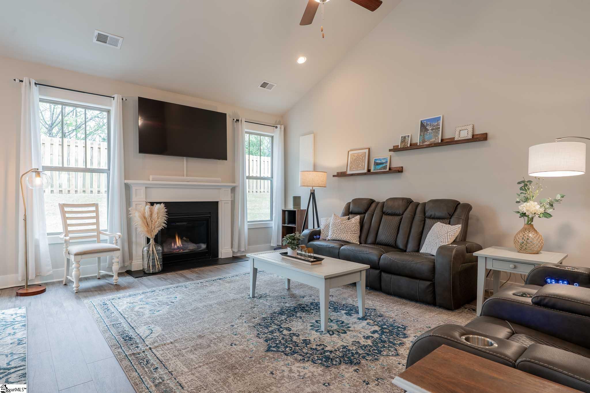 100 Ravencrest Court Simpsonville, SC 29680