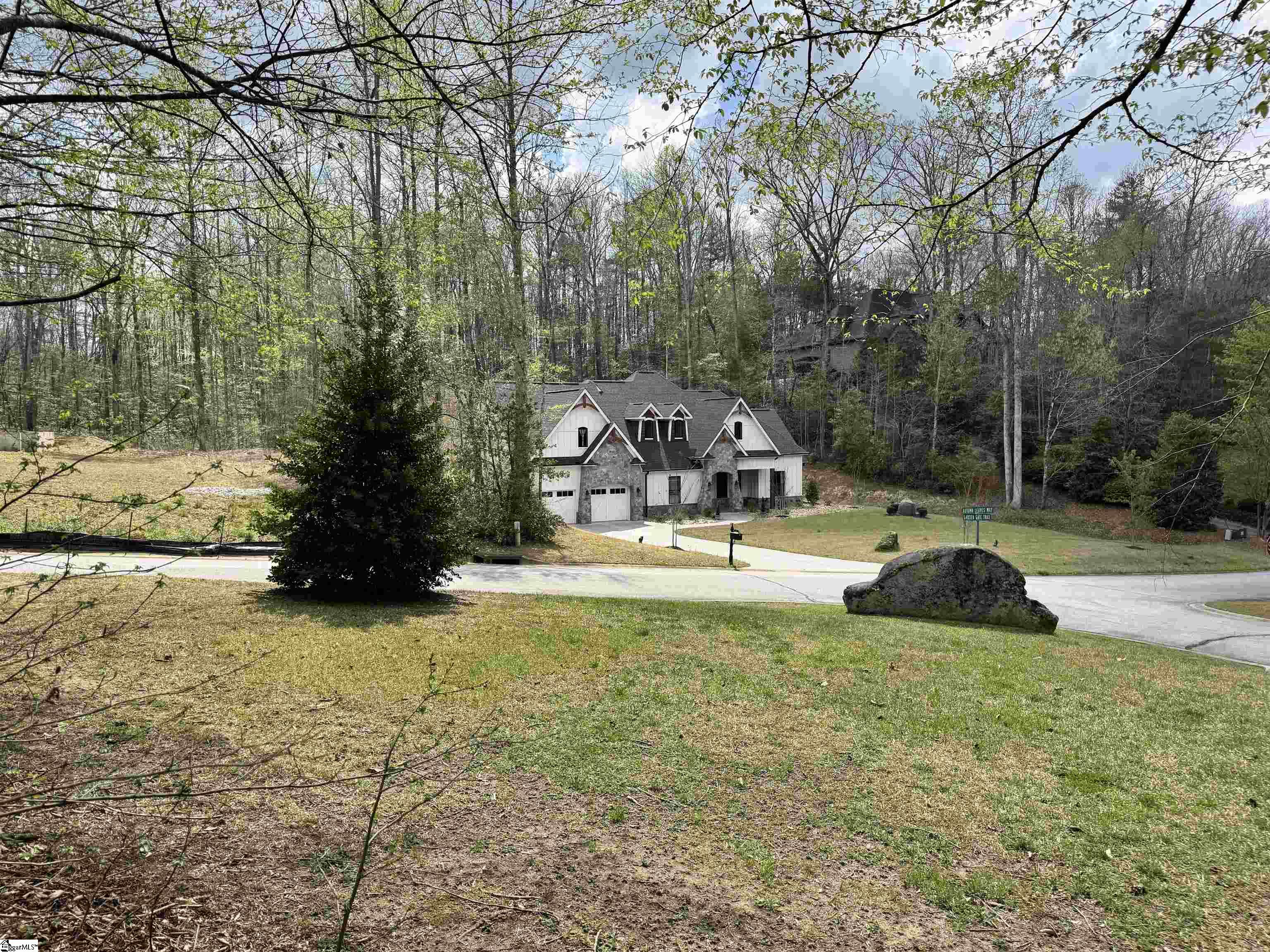 101 Autumn Leaves Way Marietta, SC 29661