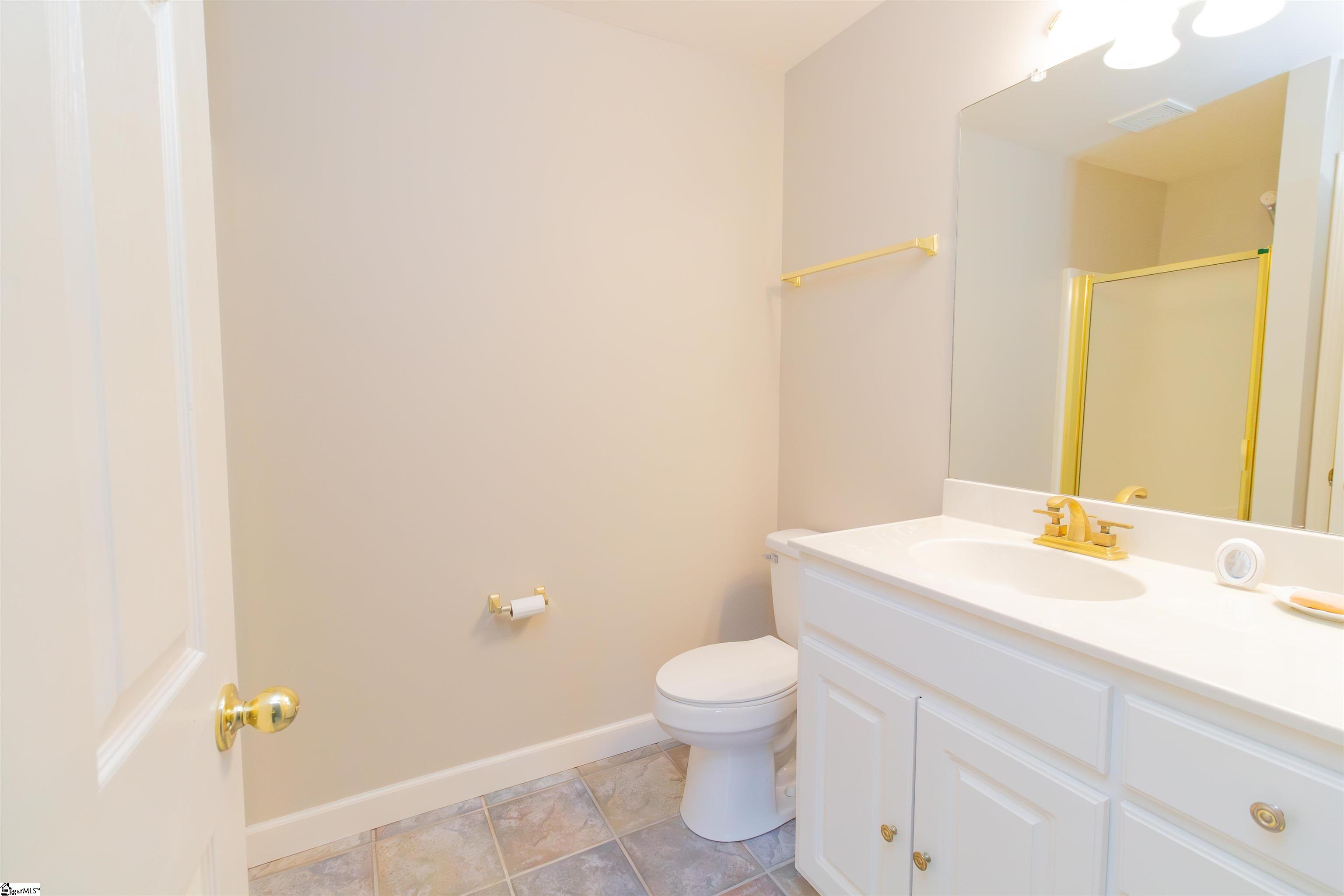 102 E Peninsula Drive Laurens, SC 29360