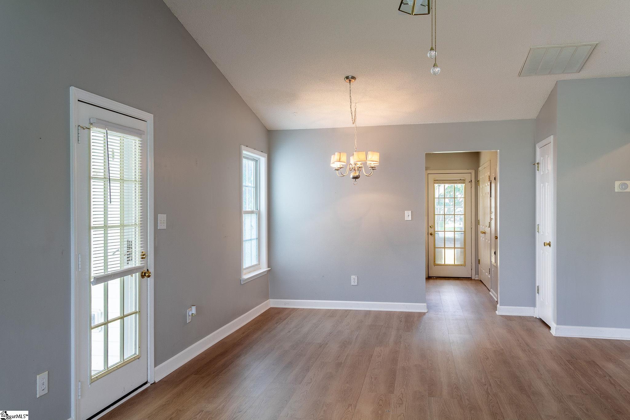 606 Mesa Lane
