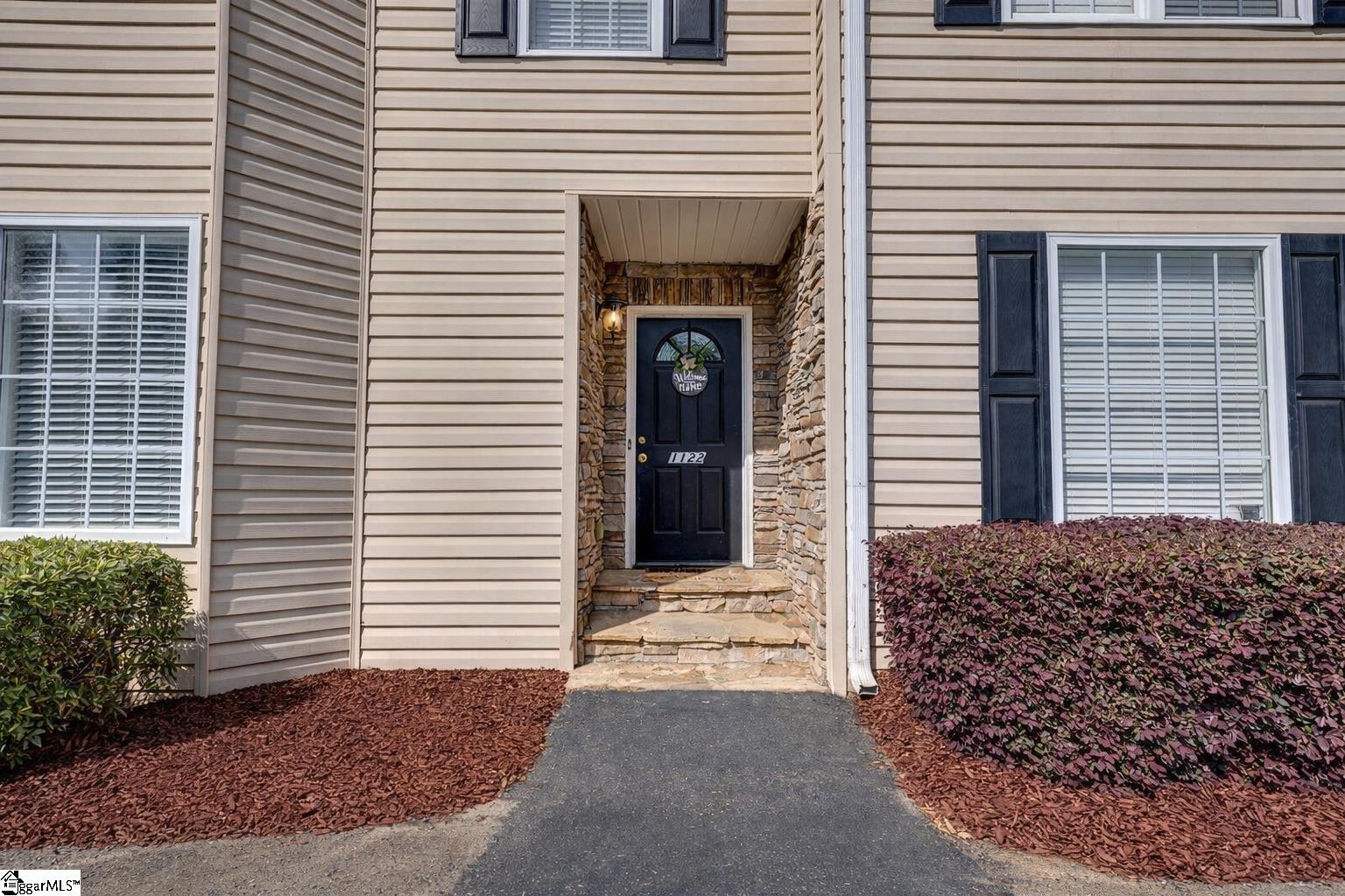 1122 E Lee Road, Taylors, SC, 29687